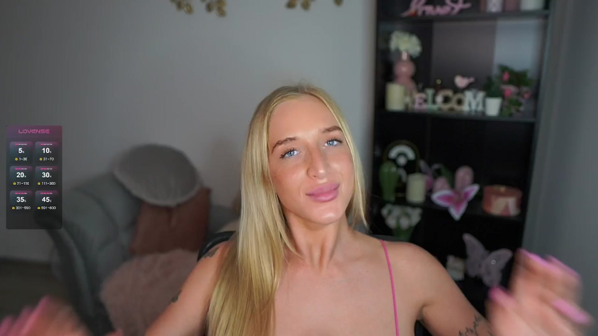 Gallery image thumbnail from NicoletteShea's myfreecams stream on, 05/11/2024, 17:37 image 18 of 20
