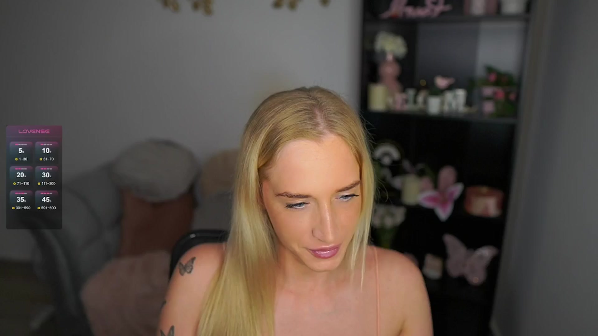 Gallery image thumbnail from NicoletteShea's myfreecams stream on, 05/14/2024, 13:14 image 5 of 20