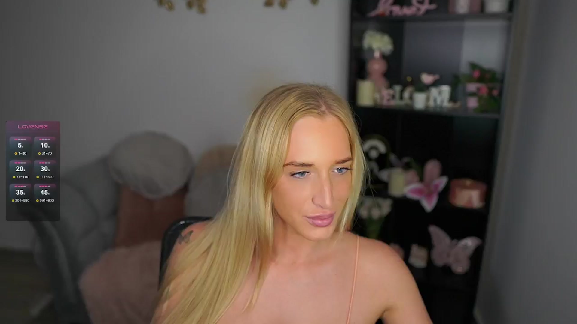 Gallery image thumbnail from NicoletteShea's myfreecams stream on, 05/14/2024, 17:57 image 9 of 20