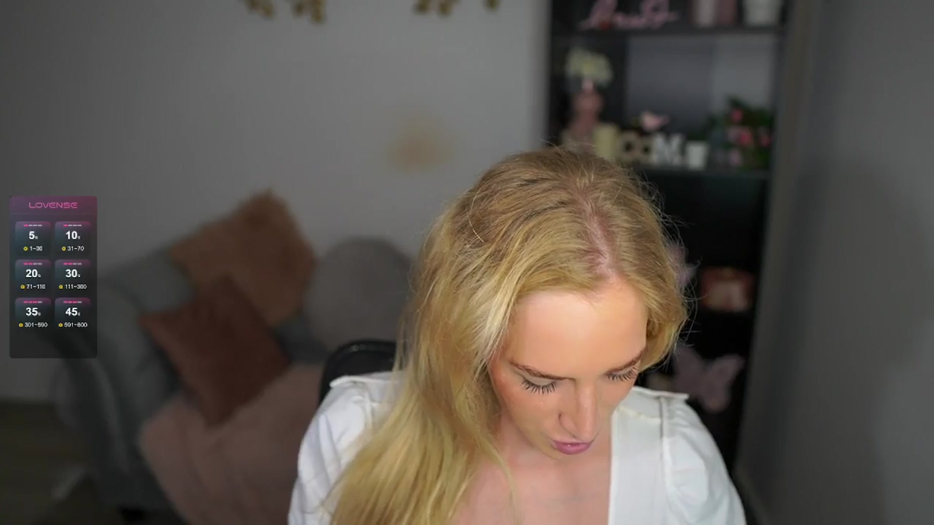 Gallery image thumbnail from NicoletteShea's myfreecams stream on, 05/21/2024, 16:33 image 18 of 20