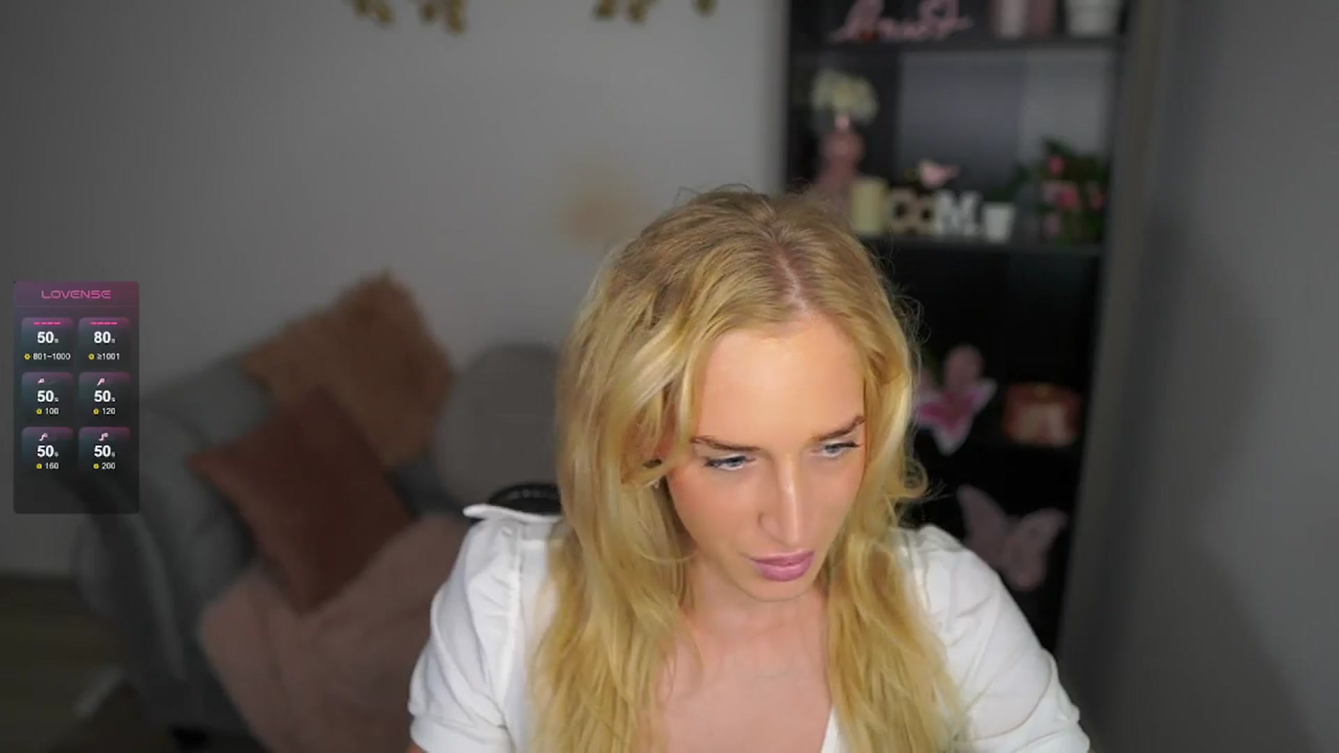 Gallery image thumbnail from NicoletteShea's myfreecams stream on, 05/21/2024, 16:33 image 4 of 20