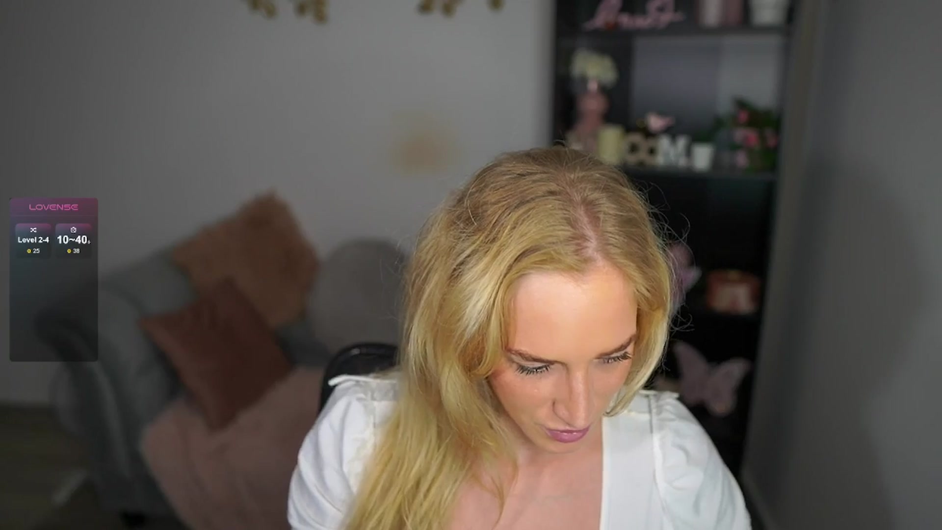 Gallery image thumbnail from NicoletteShea's myfreecams stream on, 05/21/2024, 16:33 image 20 of 20