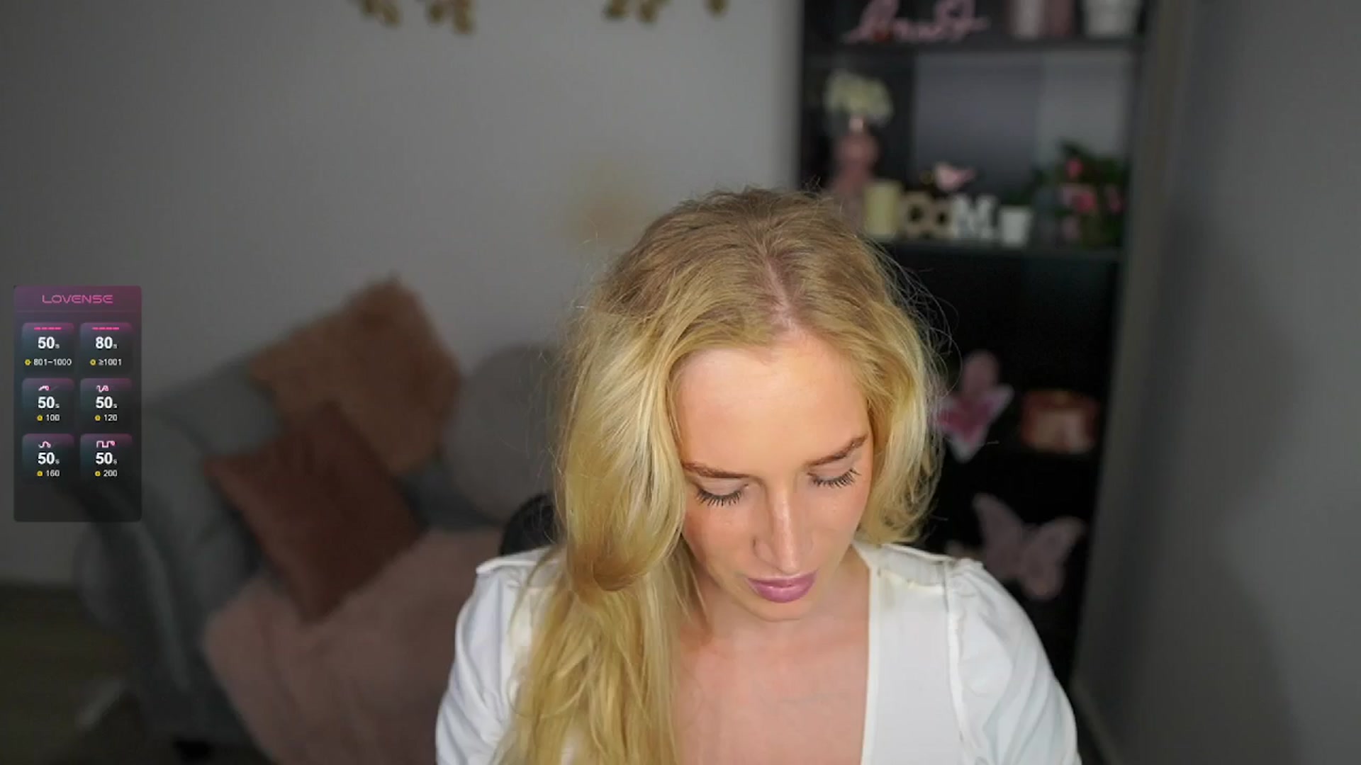 Gallery image thumbnail from NicoletteShea's myfreecams stream on, 05/21/2024, 18:09 image 1 of 20