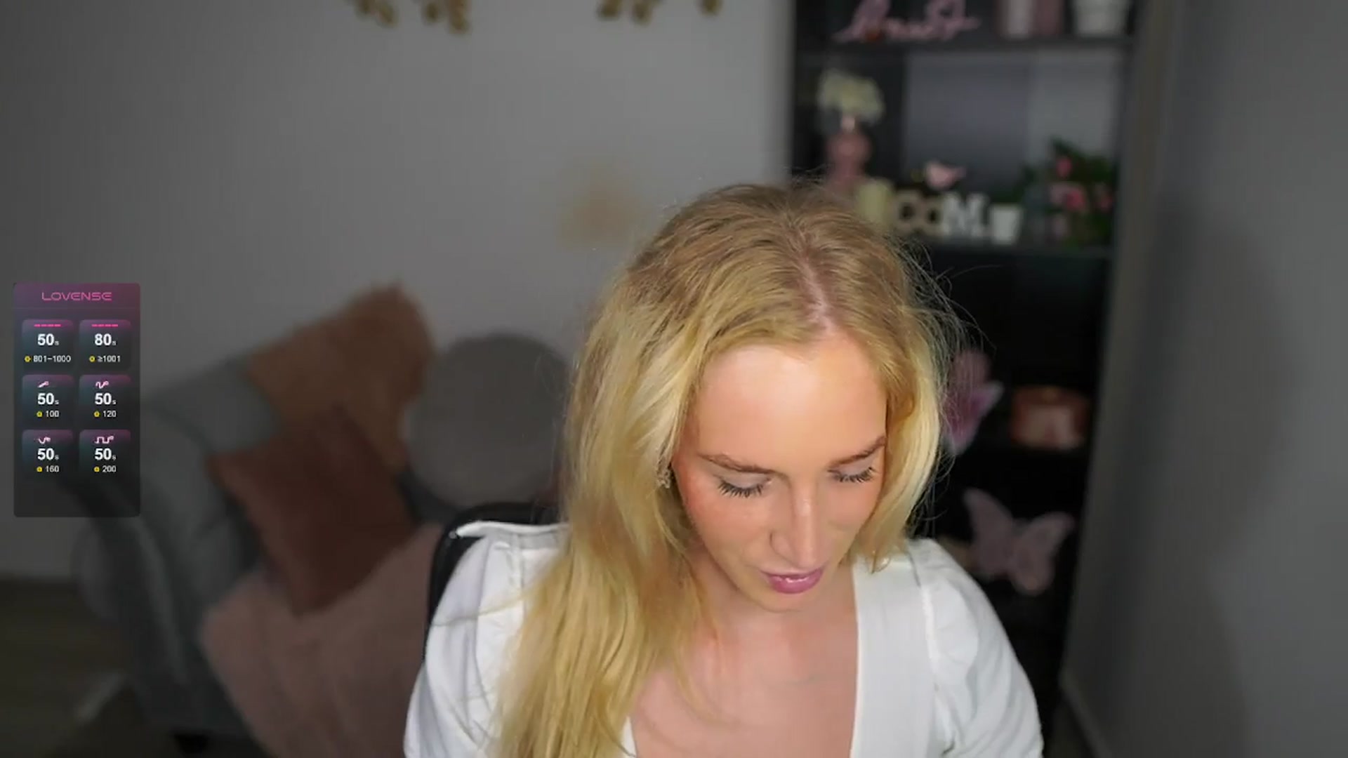 Gallery image thumbnail from NicoletteShea's myfreecams stream on, 05/21/2024, 18:09 image 11 of 20