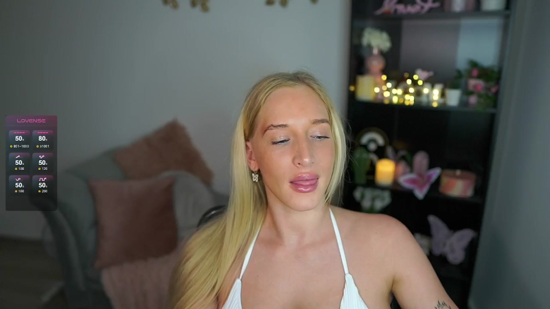 Gallery image thumbnail from NicoletteShea's myfreecams stream on, 05/26/2024, 13:33 image 19 of 20