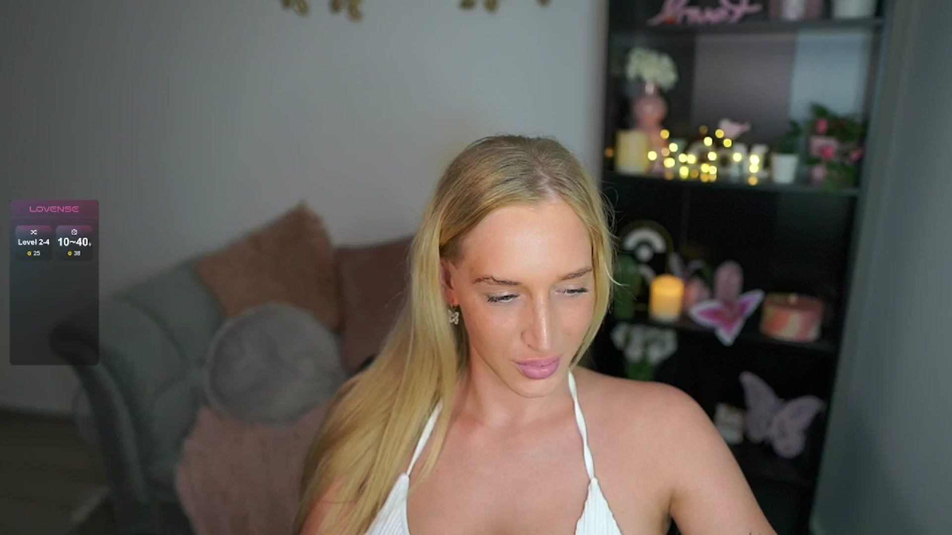 Gallery image thumbnail from NicoletteShea's myfreecams stream on, 05/26/2024, 18:27 image 5 of 20