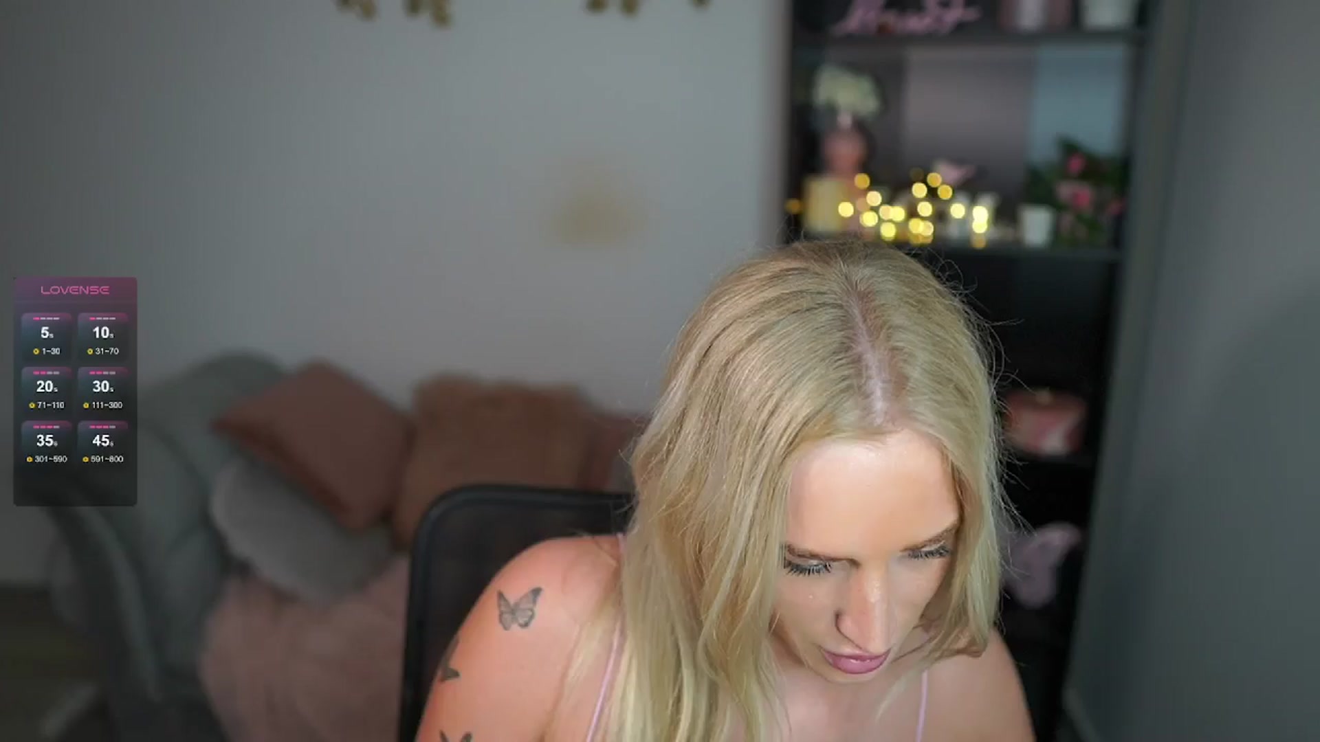 Gallery image thumbnail from NicoletteShea's myfreecams stream on, 05/30/2024, 16:12 image 18 of 20