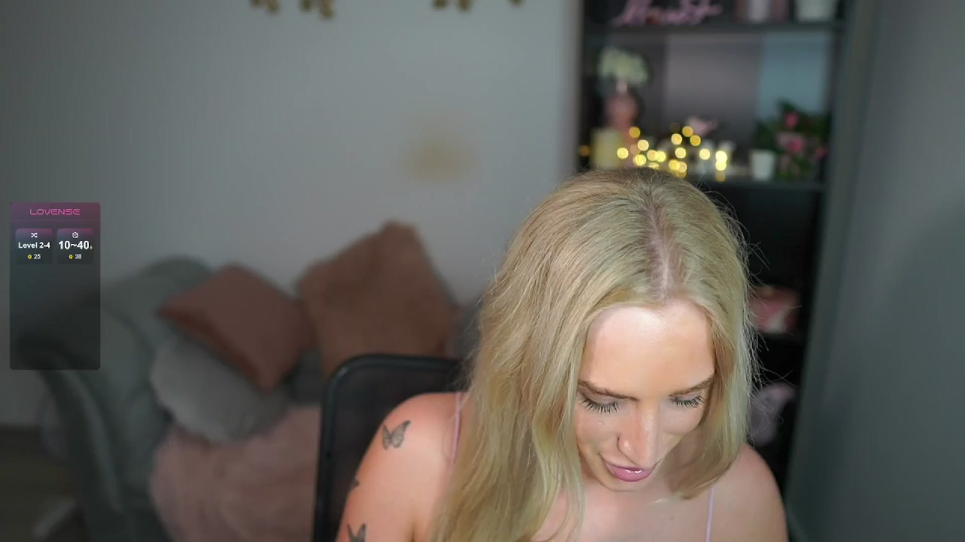 Gallery image thumbnail from NicoletteShea's myfreecams stream on, 05/30/2024, 17:07 image 9 of 20
