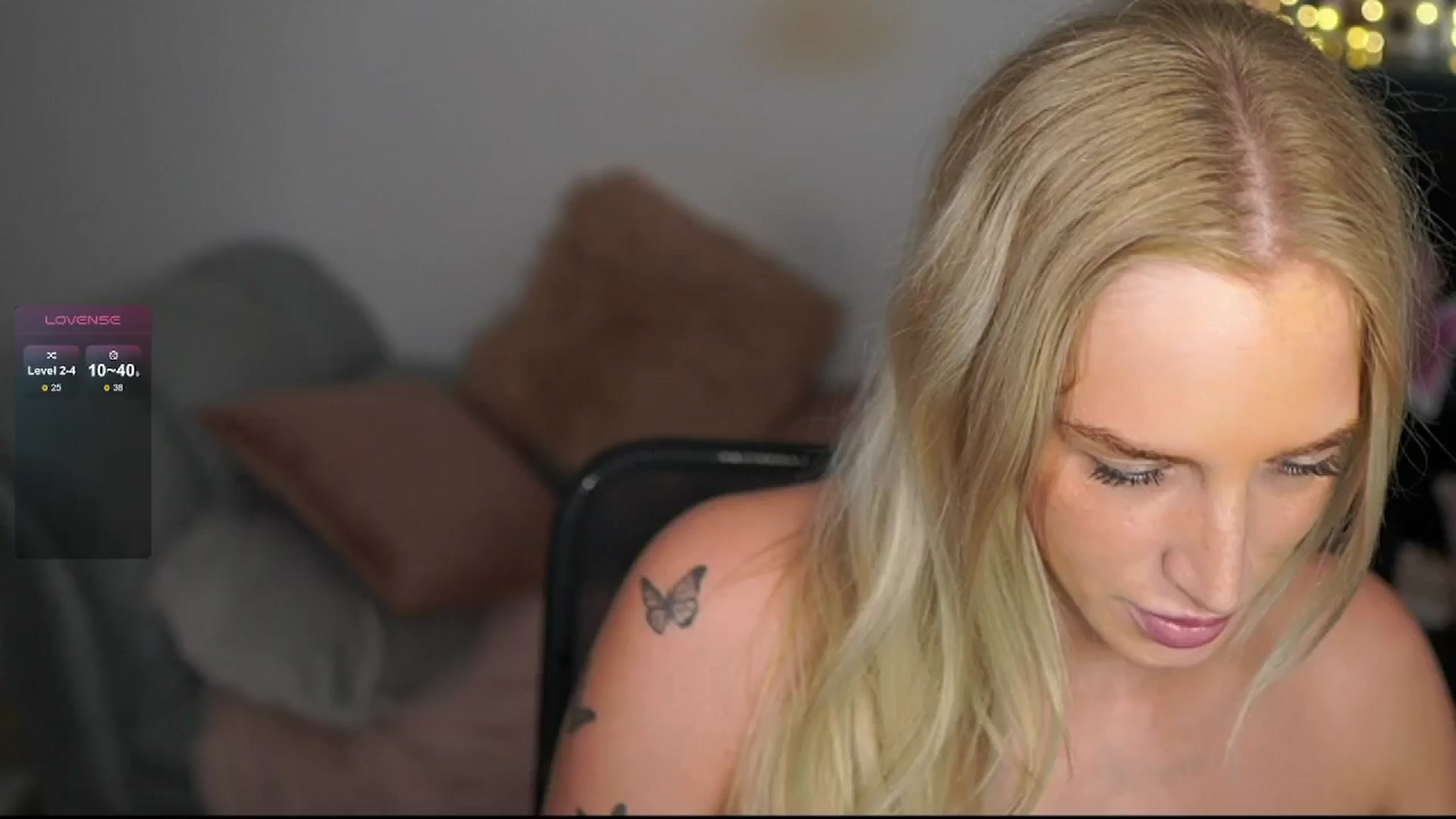 Gallery image thumbnail from NicoletteShea's myfreecams stream on, 05/31/2024, 10:56 image 8 of 20
