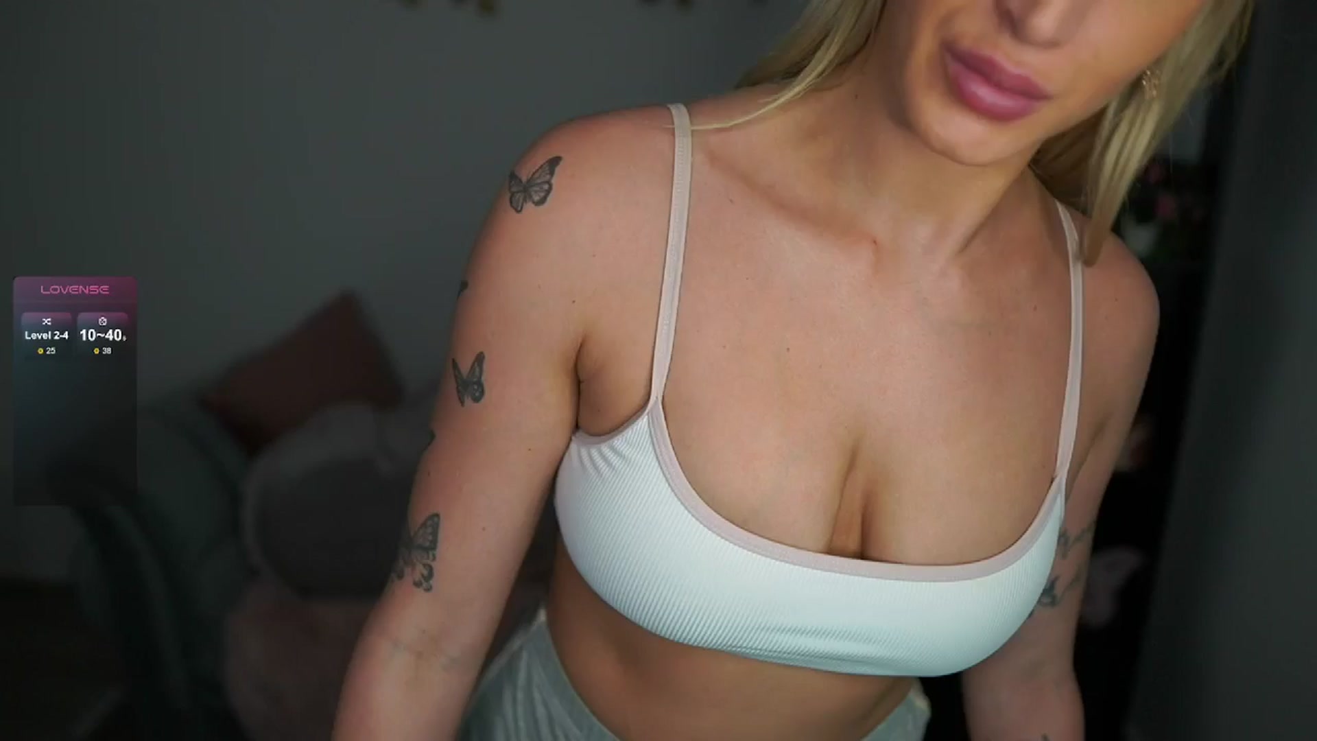 Gallery image thumbnail from NicoletteShea's myfreecams stream on, 06/03/2024, 09:35 image 9 of 20