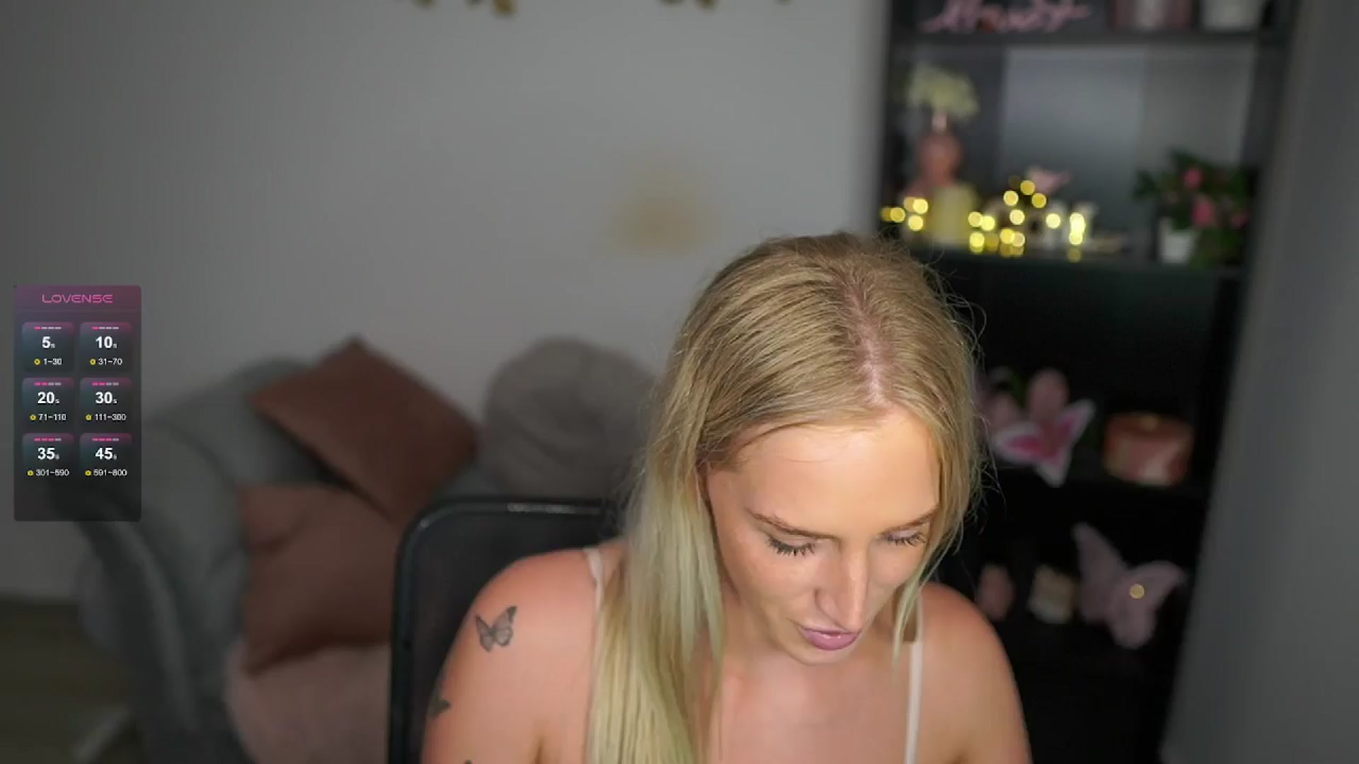 Gallery image thumbnail from NicoletteShea's myfreecams stream on, 06/03/2024, 12:55 image 4 of 20