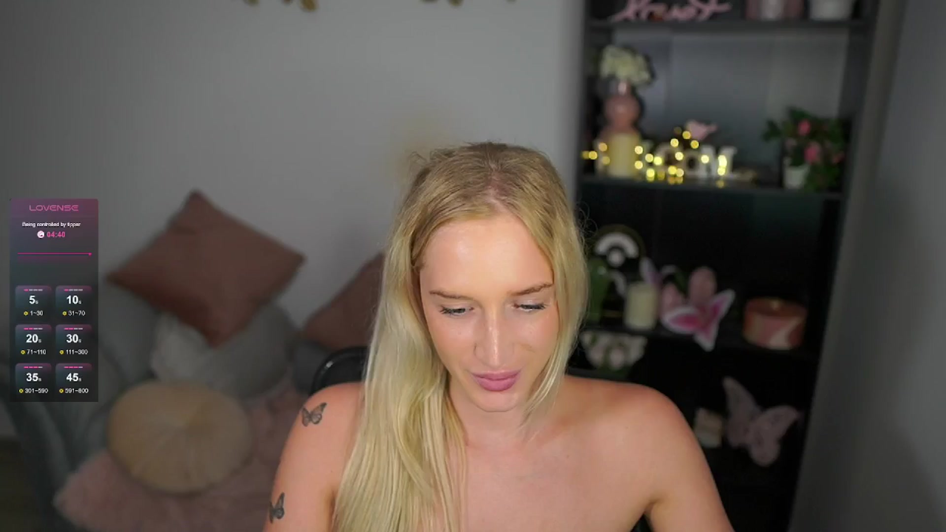 Gallery image thumbnail from NicoletteShea's myfreecams stream on, 06/05/2024, 12:01 image 13 of 20