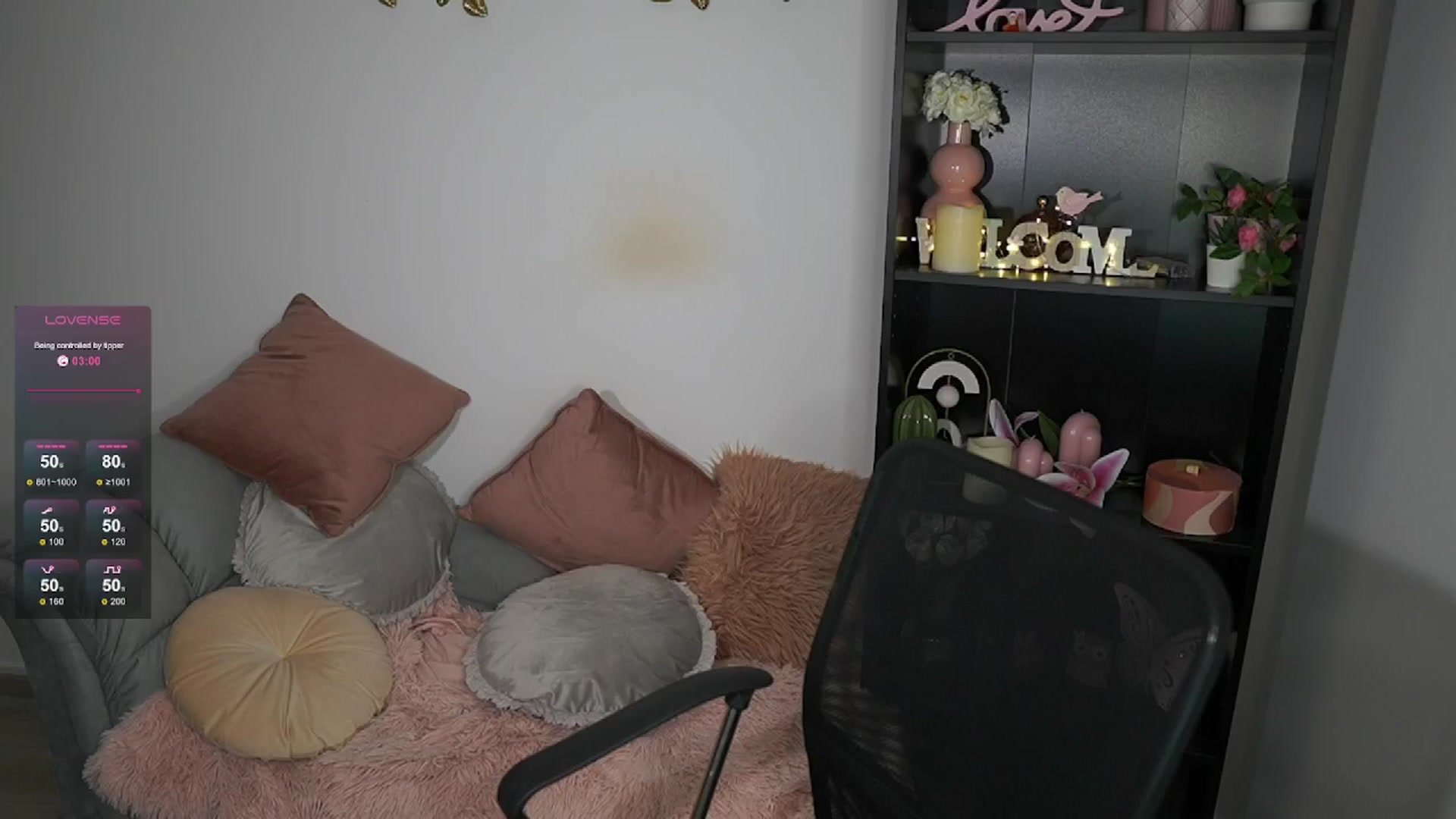Gallery image thumbnail from NicoletteShea's myfreecams stream on, 06/05/2024, 12:01 image 15 of 20
