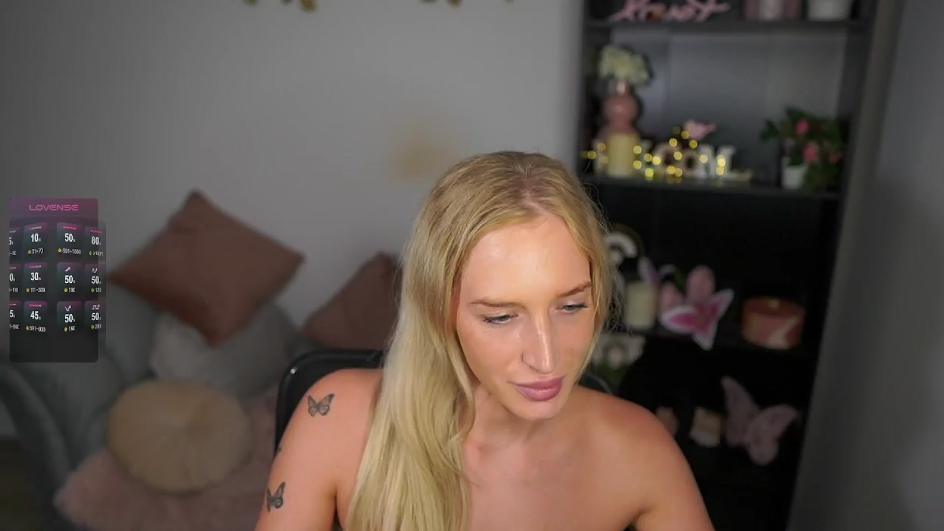 Gallery image thumbnail from NicoletteShea's myfreecams stream on, 06/05/2024, 12:57 image 4 of 20