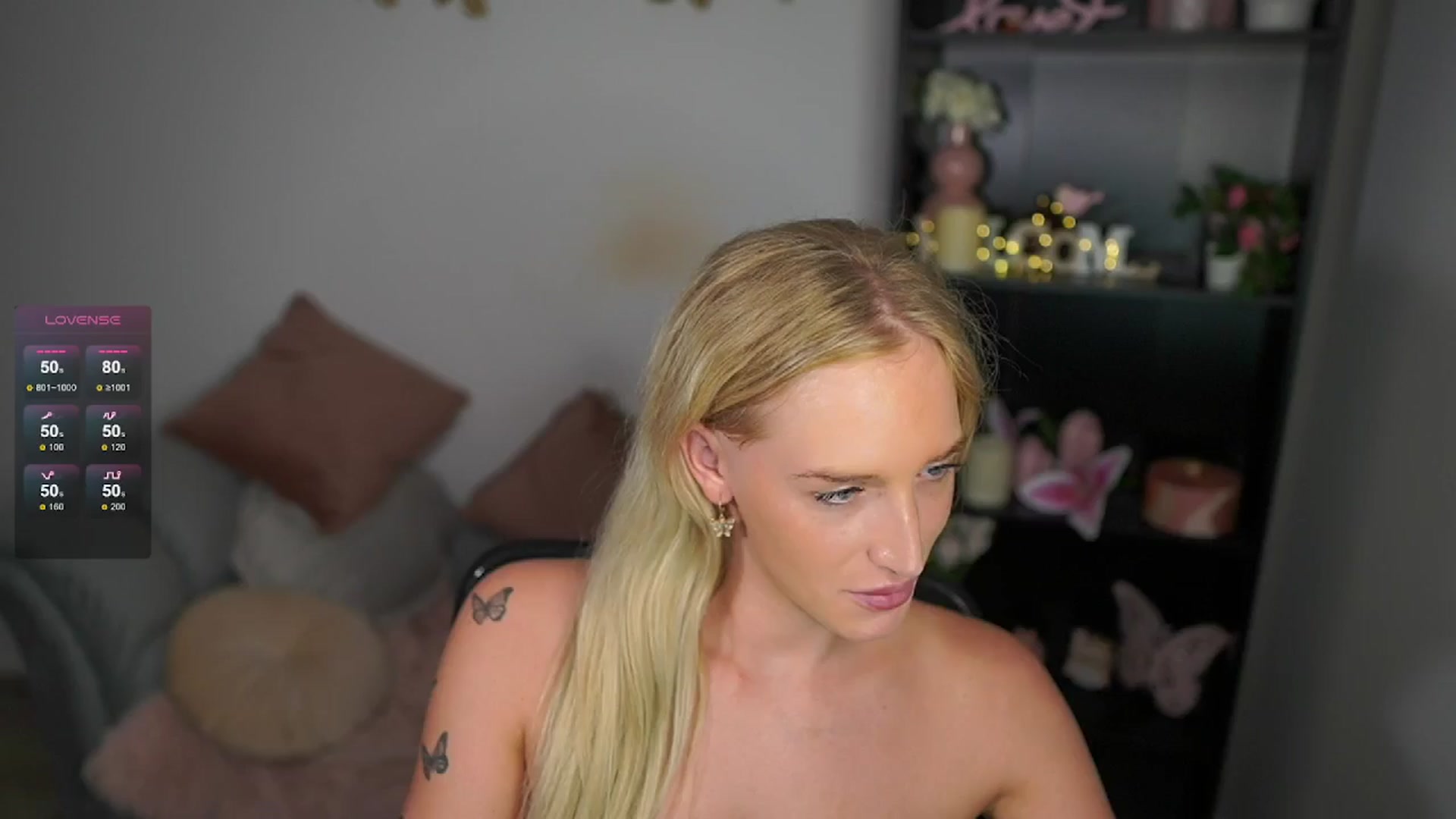 Gallery image thumbnail from NicoletteShea's myfreecams stream on, 06/05/2024, 12:57 image 1 of 20