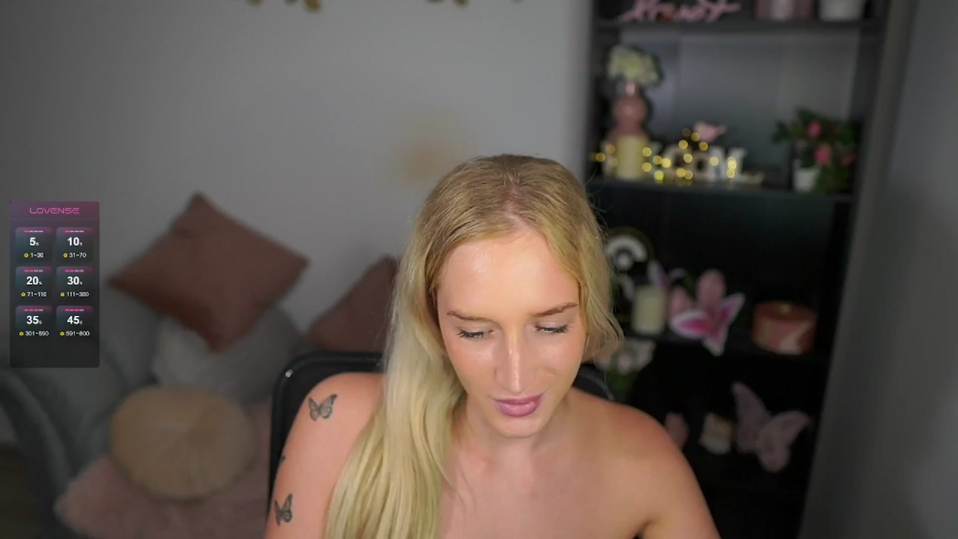 Gallery image thumbnail from NicoletteShea's myfreecams stream on, 06/05/2024, 12:57 image 6 of 20