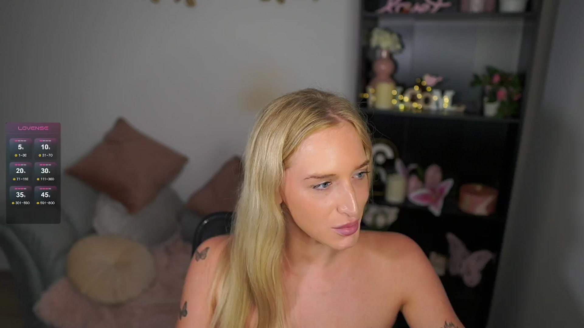 Gallery image thumbnail from NicoletteShea's myfreecams stream on, 06/05/2024, 12:57 image 11 of 20