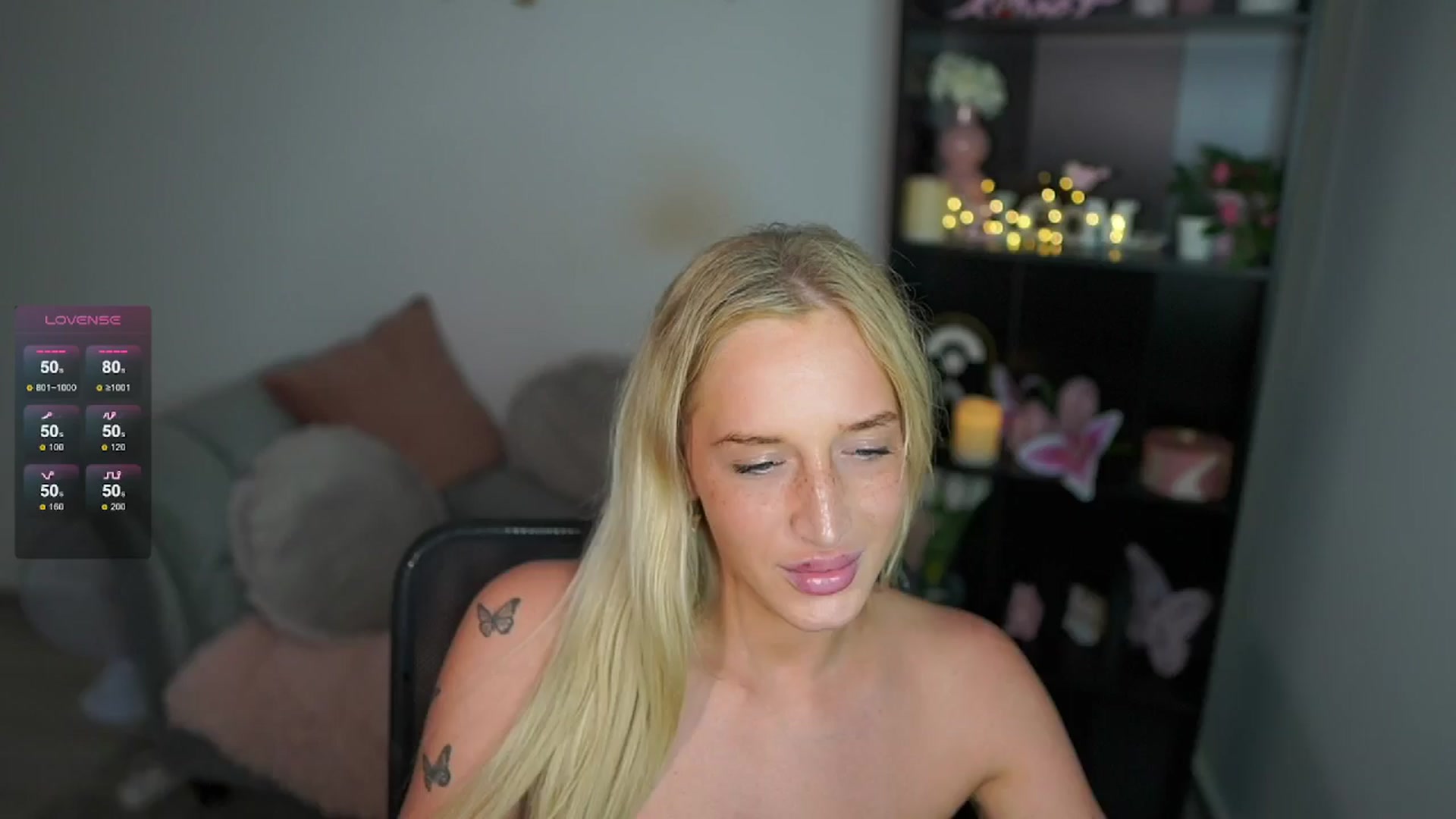 Gallery image thumbnail from NicoletteShea's myfreecams stream on, 06/13/2024, 16:36 image 19 of 20