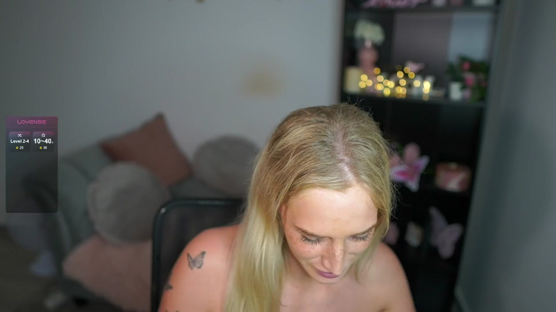 Gallery image thumbnail from NicoletteShea's myfreecams stream on, 06/13/2024, 16:36 image 9 of 20