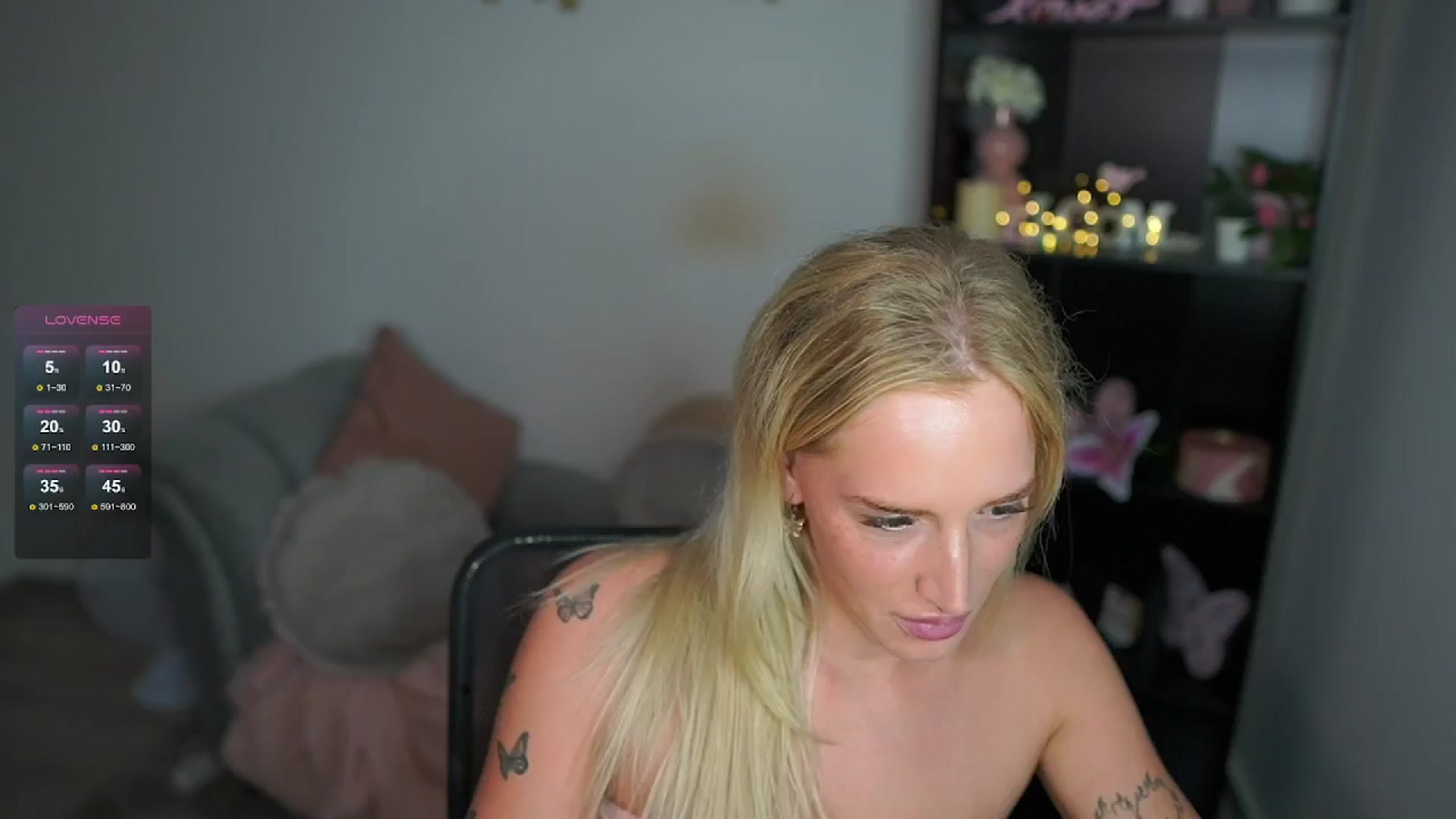 Gallery image thumbnail from NicoletteShea's myfreecams stream on, 06/16/2024, 23:01 image 7 of 20