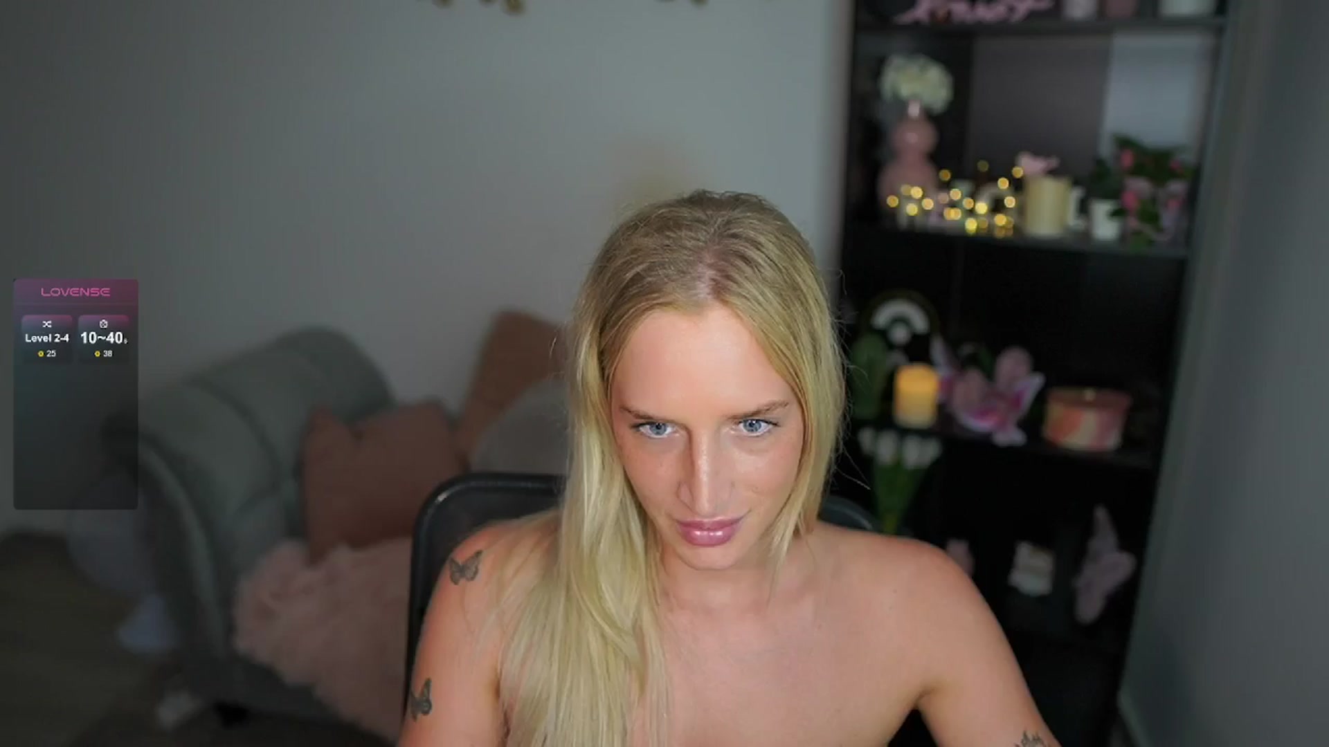 Gallery image thumbnail from NicoletteShea's myfreecams stream on, 06/18/2024, 17:53 image 11 of 20