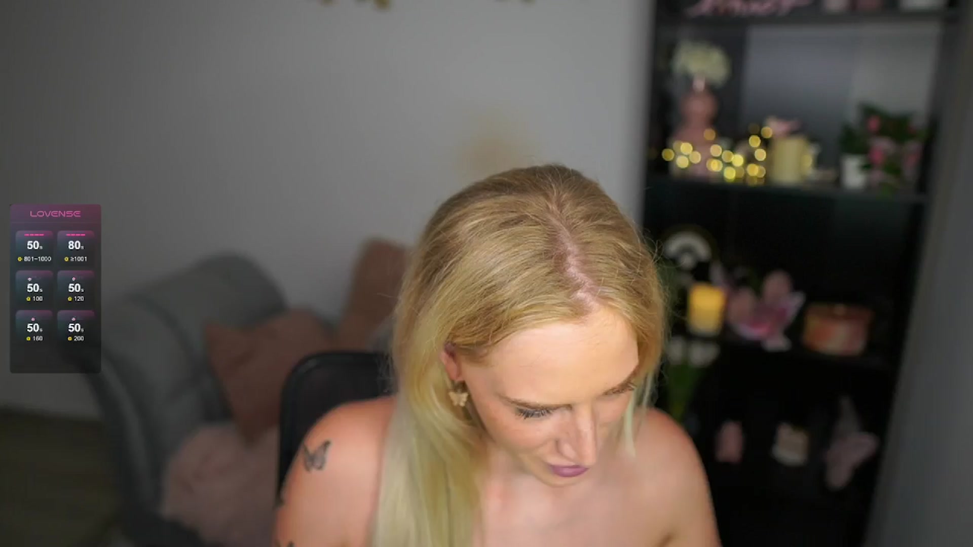 Gallery image thumbnail from NicoletteShea's myfreecams stream on, 06/19/2024, 14:30 image 9 of 20
