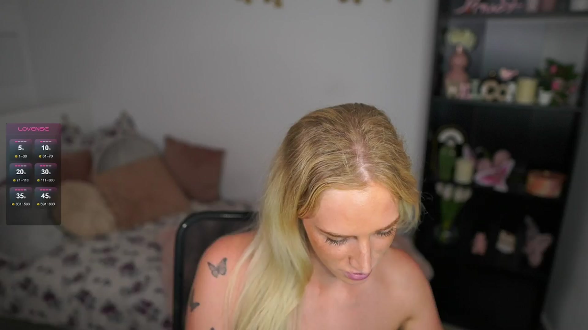 Gallery image thumbnail from NicoletteShea's myfreecams stream on, 06/24/2024, 13:00 image 3 of 20