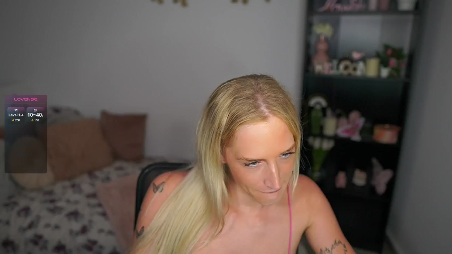 Gallery image thumbnail from NicoletteShea's myfreecams stream on, 06/25/2024, 14:30 image 6 of 20