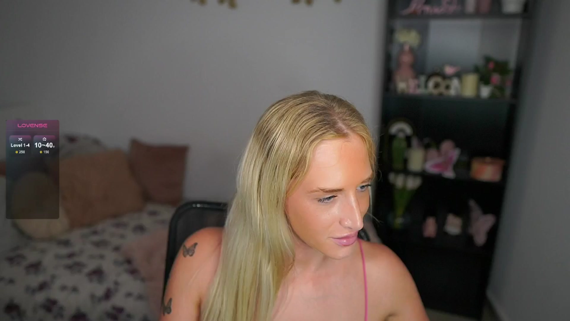 Gallery image thumbnail from NicoletteShea's myfreecams stream on, 06/25/2024, 16:46 image 10 of 20