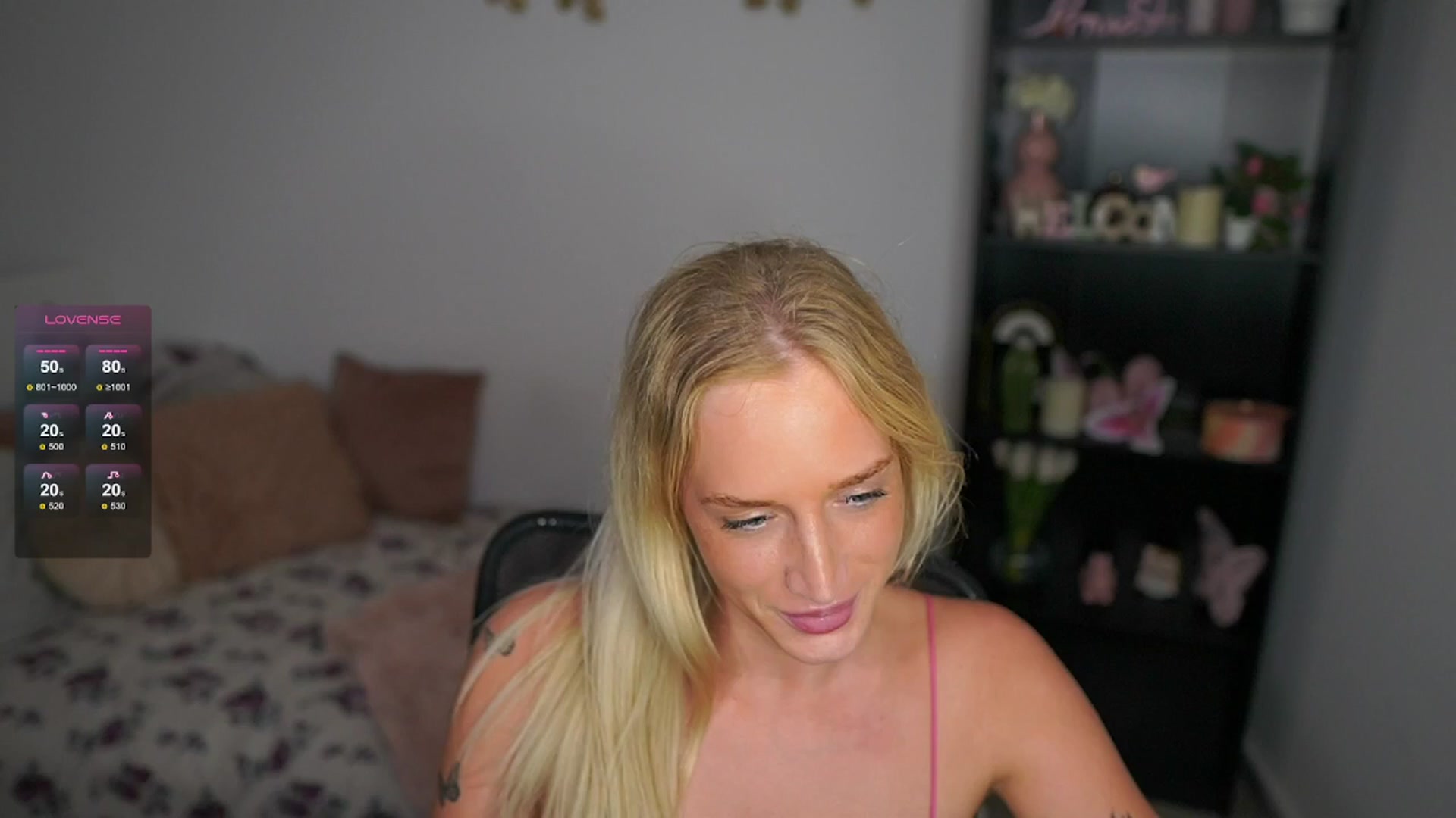 Gallery image thumbnail from NicoletteShea's myfreecams stream on, 06/25/2024, 18:00 image 19 of 20