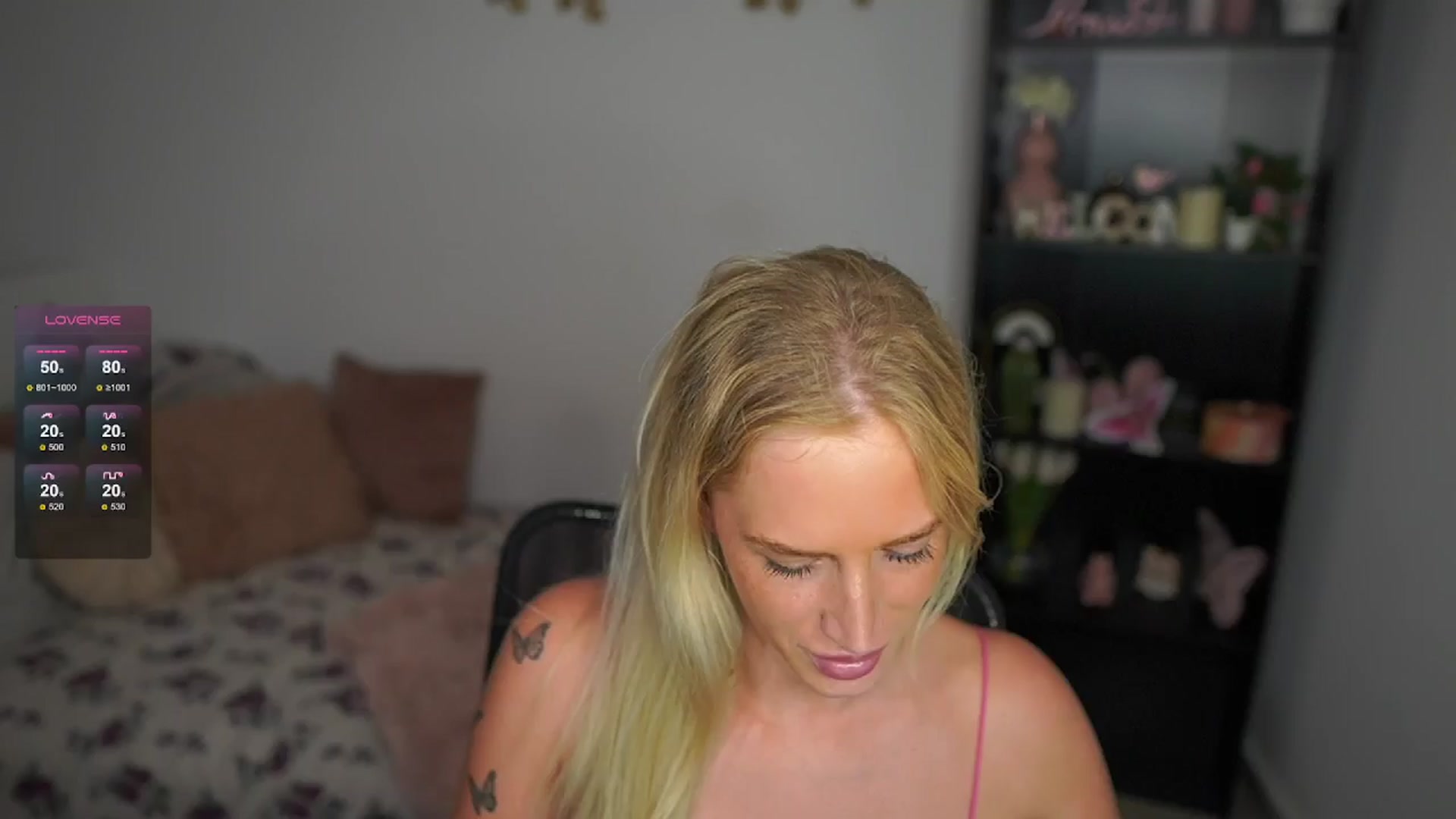 Gallery image thumbnail from NicoletteShea's myfreecams stream on, 06/25/2024, 18:00 image 6 of 20