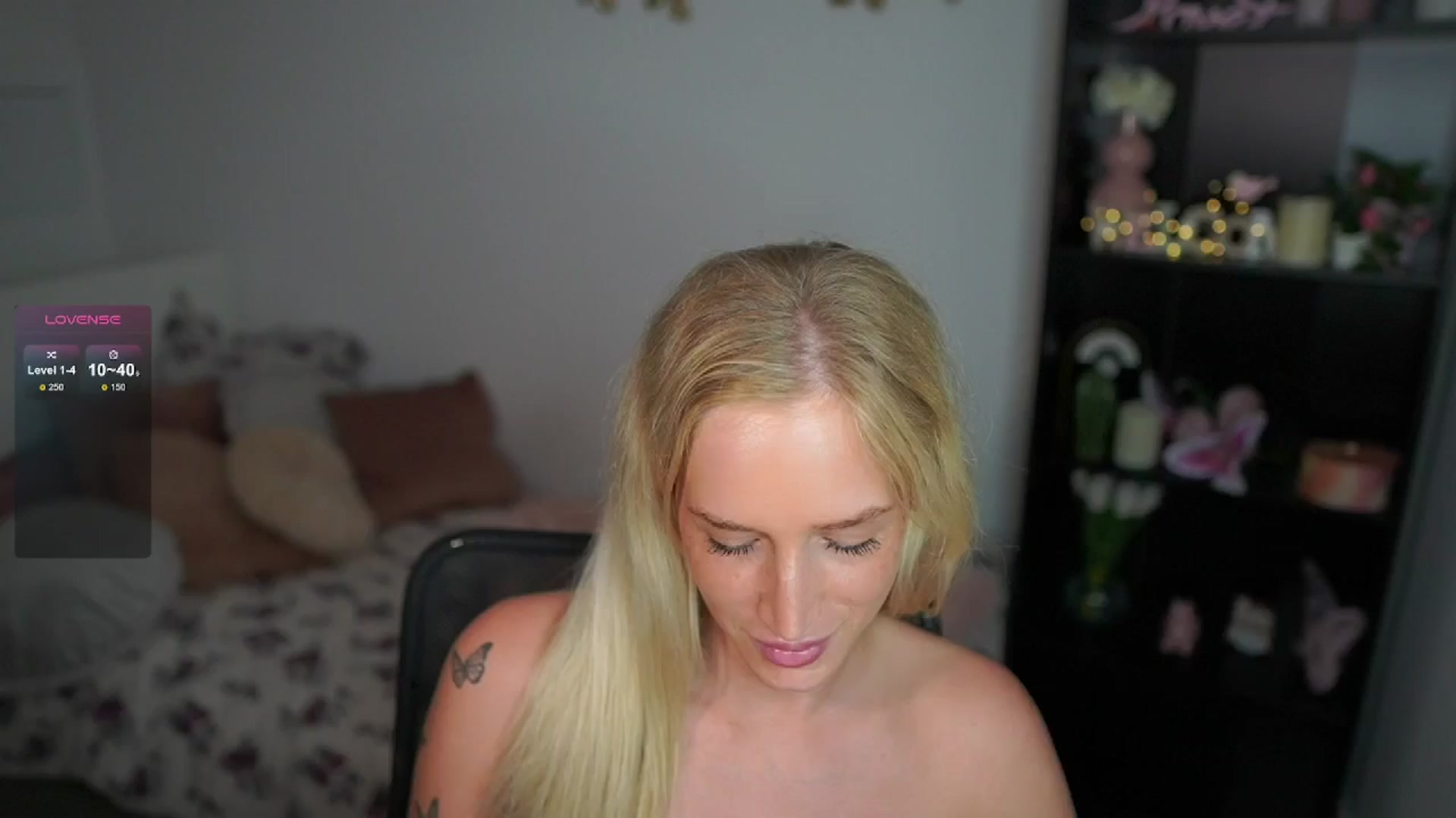 Gallery image thumbnail from NicoletteShea's myfreecams stream on, 06/26/2024, 17:54 image 15 of 20