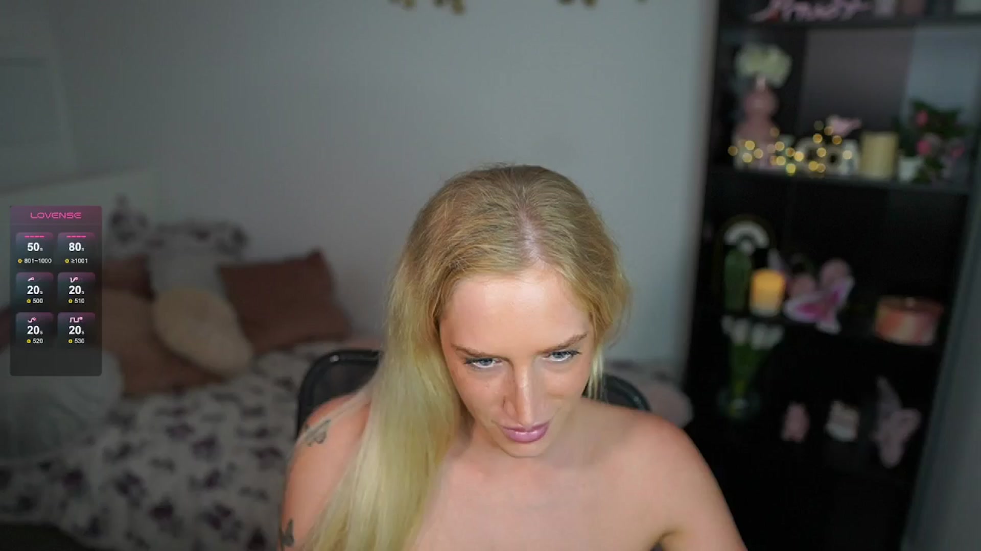 Gallery image thumbnail from NicoletteShea's myfreecams stream on, 06/26/2024, 17:54 image 1 of 20