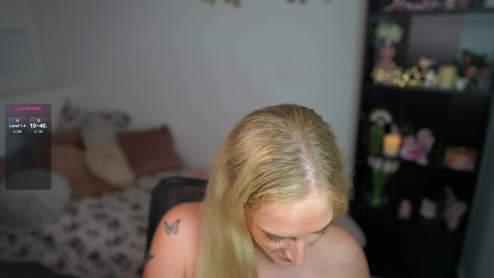 Gallery image thumbnail from NicoletteShea's myfreecams stream on, 06/27/2024, 16:43 image 15 of 20