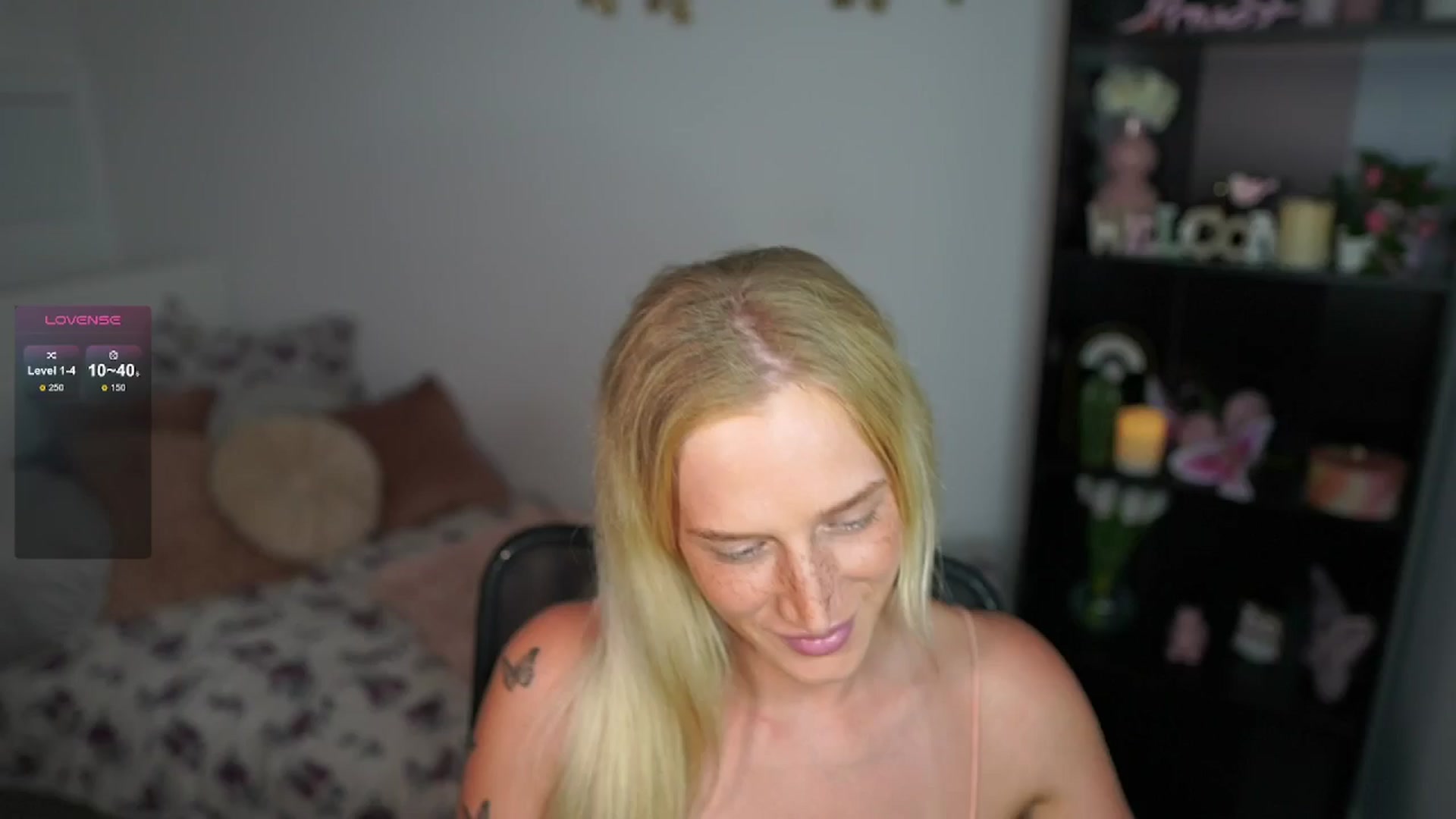 Gallery image thumbnail from NicoletteShea's myfreecams stream on, 07/02/2024, 16:59 image 8 of 20