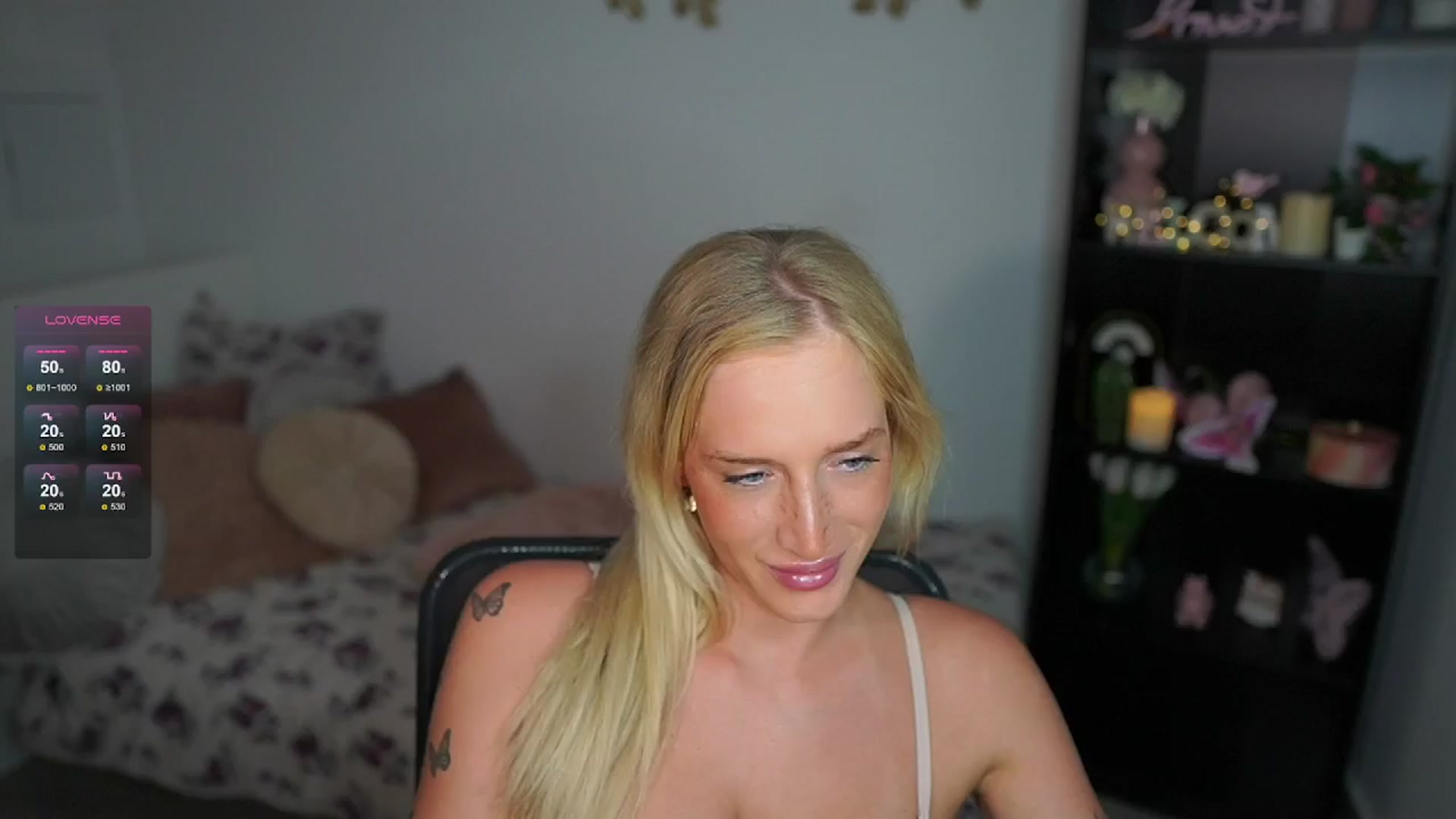 Gallery image thumbnail from NicoletteShea's myfreecams stream on, 07/03/2024, 13:49 image 19 of 20