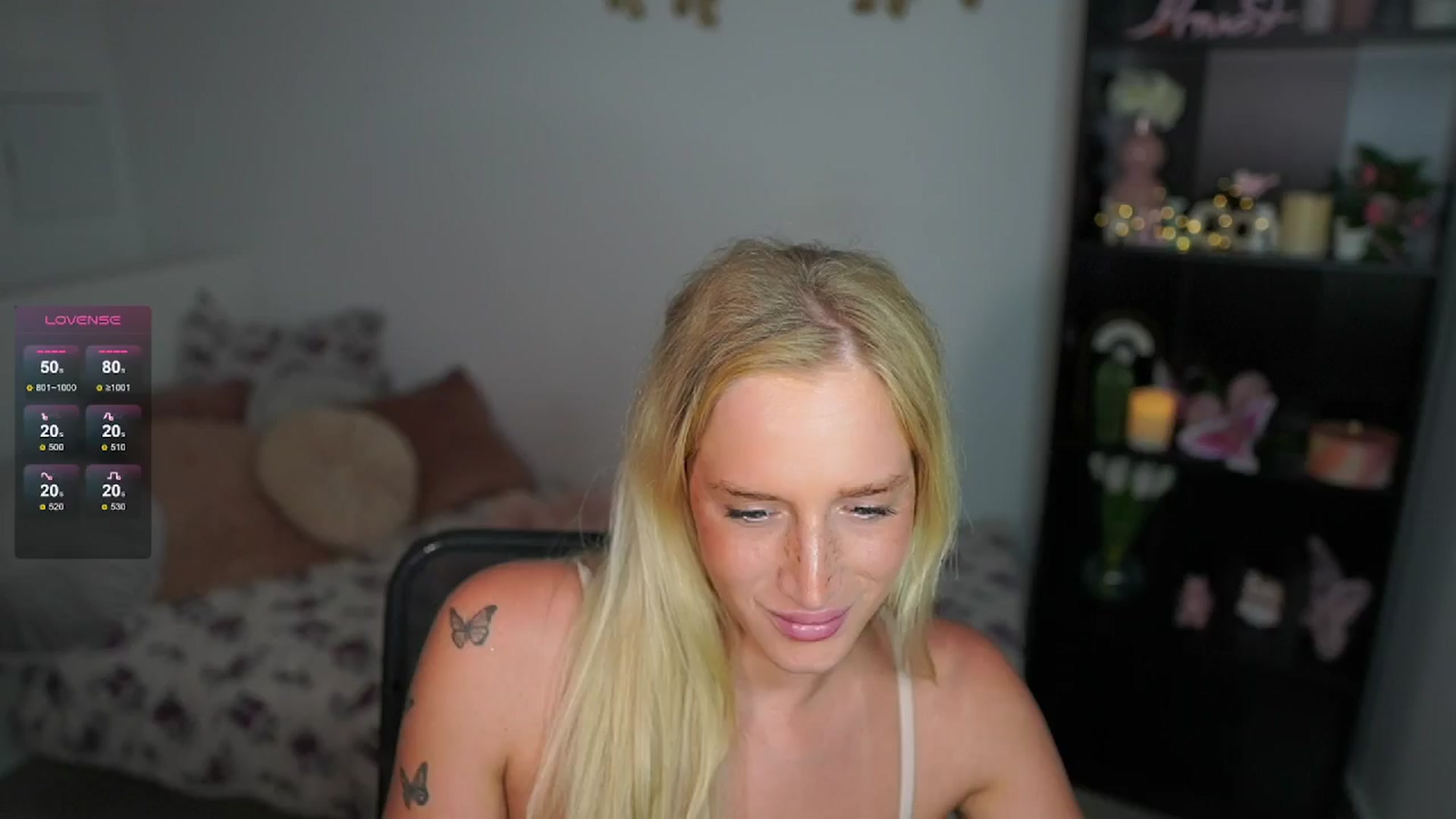 Gallery image thumbnail from NicoletteShea's myfreecams stream on, 07/03/2024, 17:18 image 12 of 20