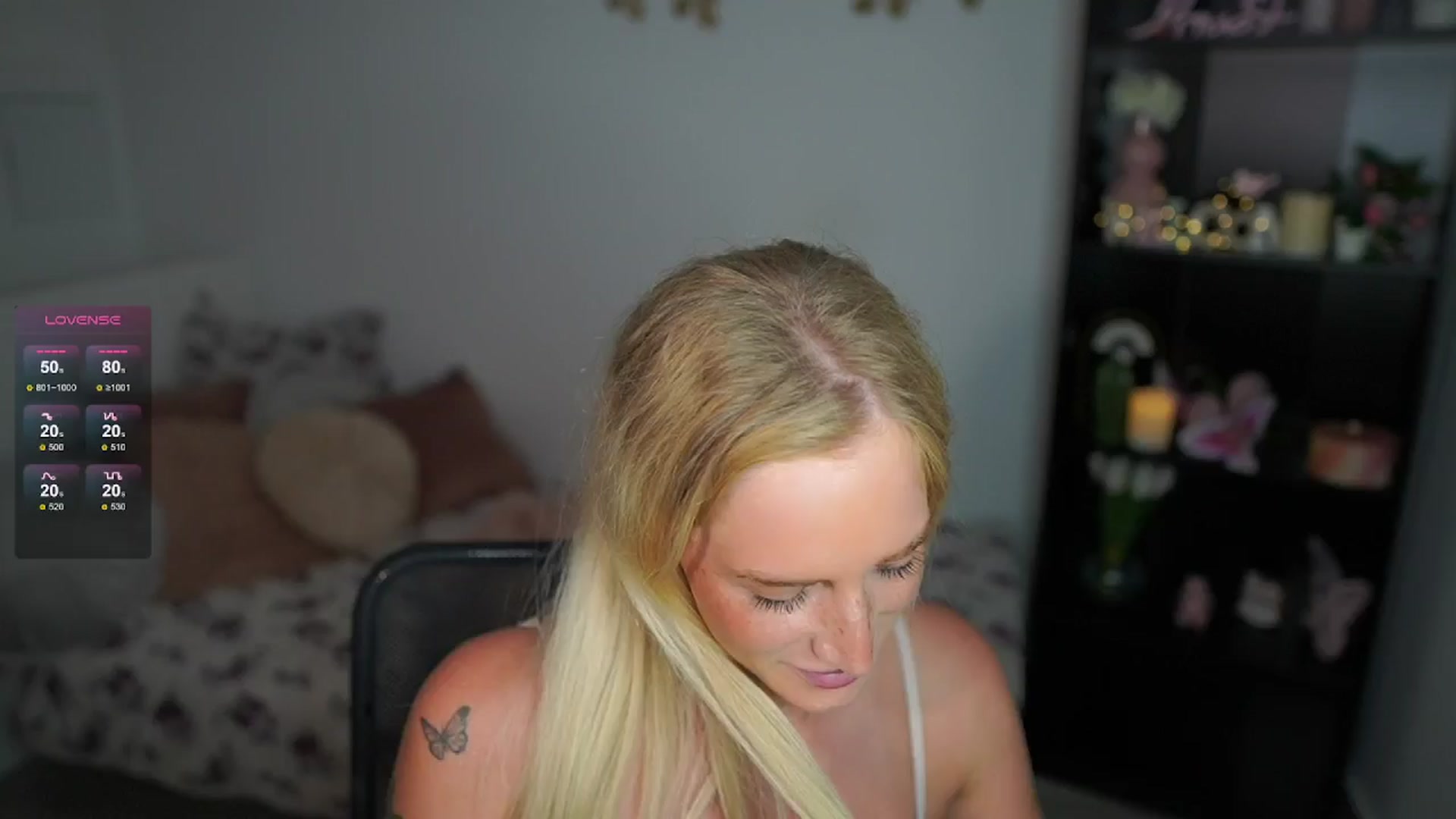 Gallery image thumbnail from NicoletteShea's myfreecams stream on, 07/03/2024, 17:18 image 10 of 20