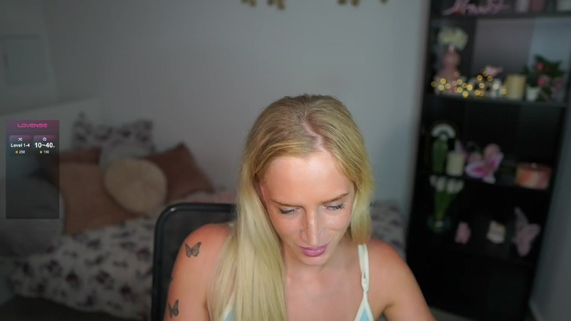 Gallery image thumbnail from NicoletteShea's myfreecams stream on, 07/04/2024, 13:03 image 18 of 20