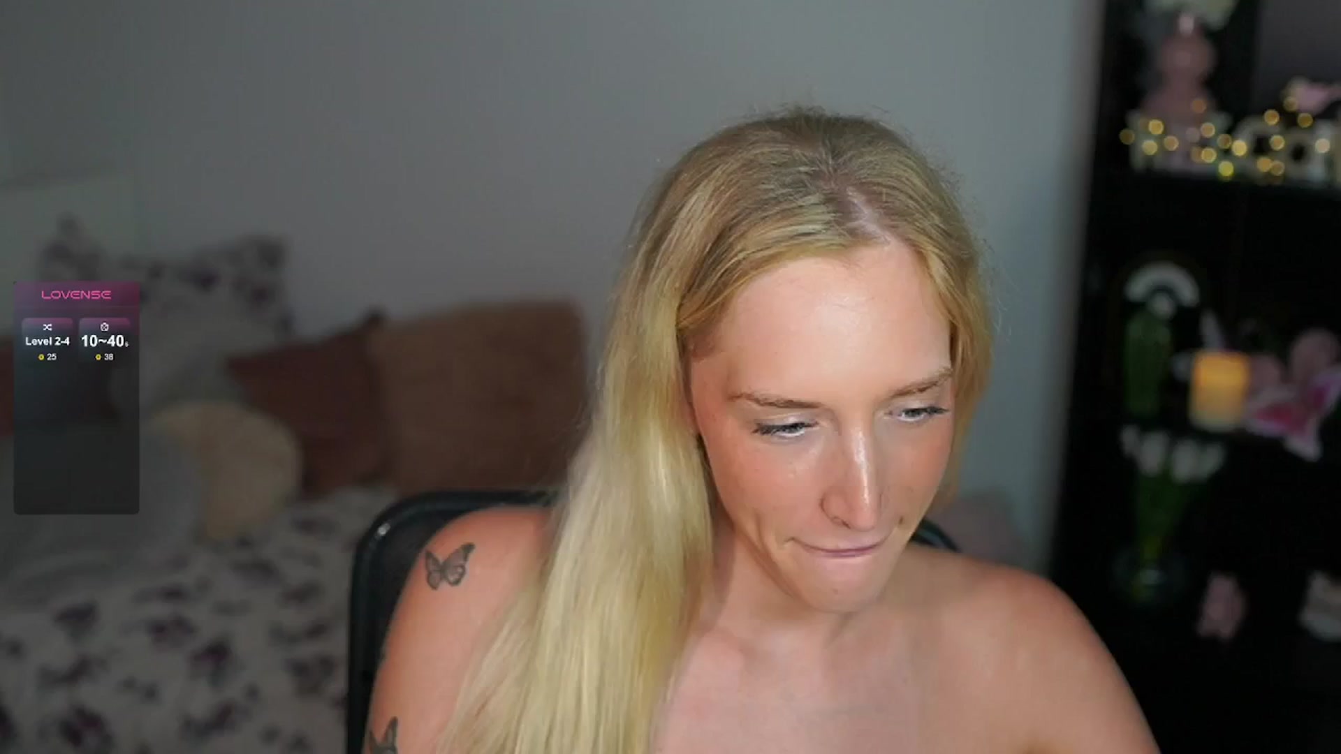 Gallery image thumbnail from NicoletteShea's myfreecams stream on, 07/09/2024, 14:10 image 13 of 20