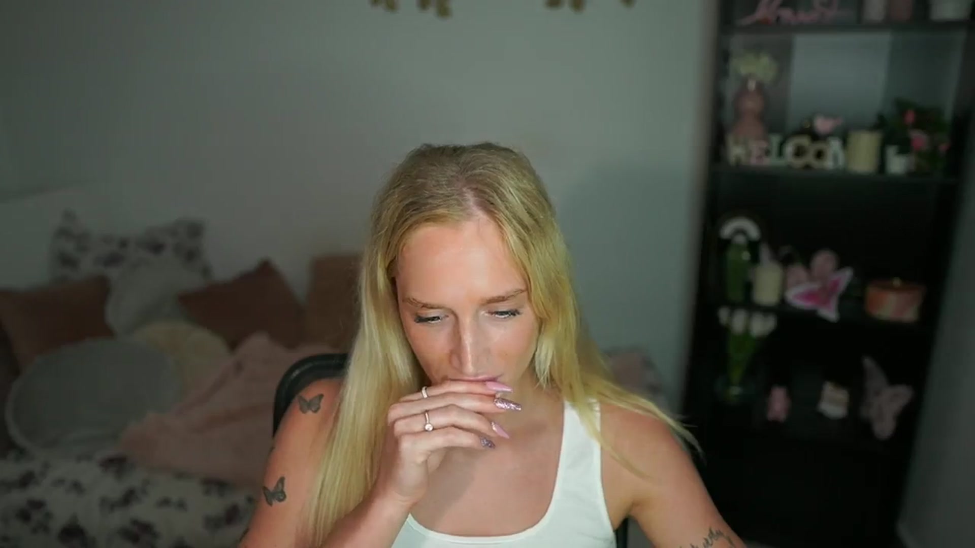 Gallery image thumbnail from NicoletteShea's myfreecams stream on, 07/11/2024, 13:06 image 18 of 20