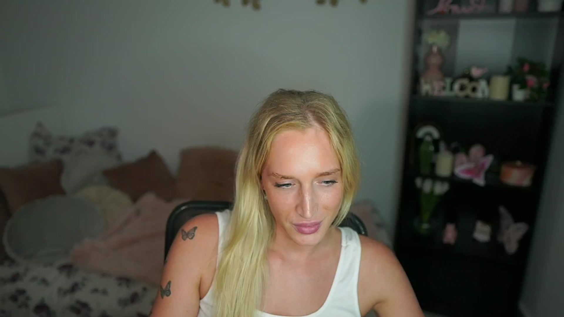 Gallery image thumbnail from NicoletteShea's myfreecams stream on, 07/11/2024, 13:06 image 17 of 20