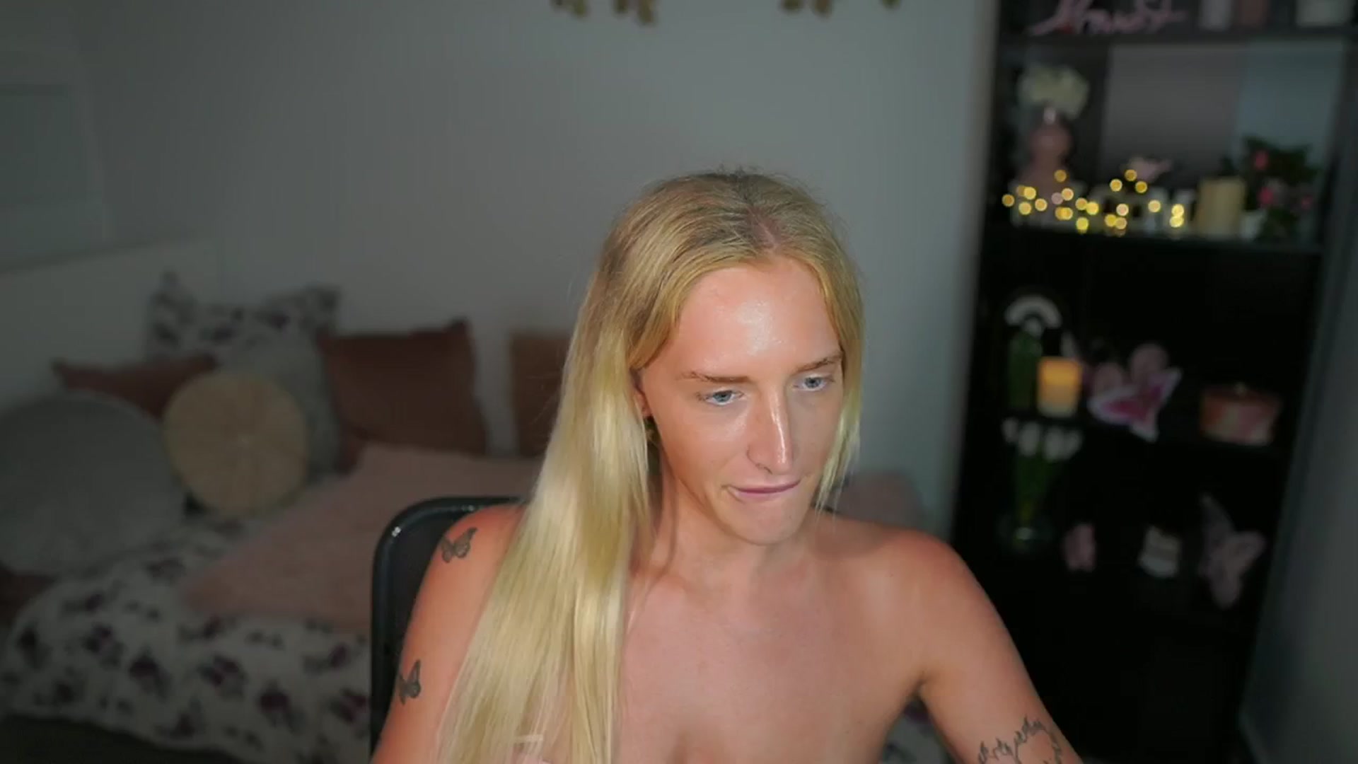 Gallery image thumbnail from NicoletteShea's myfreecams stream on, 07/23/2024, 12:59 image 1 of 20