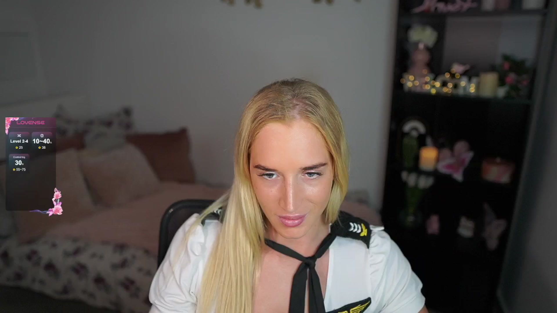 Gallery image thumbnail from NicoletteShea's myfreecams stream on, 07/29/2024, 15:19 image 9 of 20