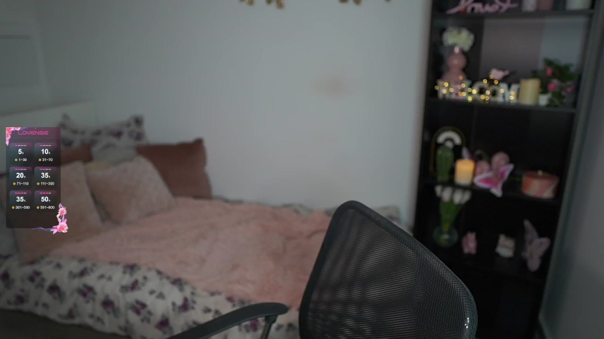 Gallery image thumbnail from NicoletteShea's myfreecams stream on, 07/29/2024, 15:19 image 11 of 20