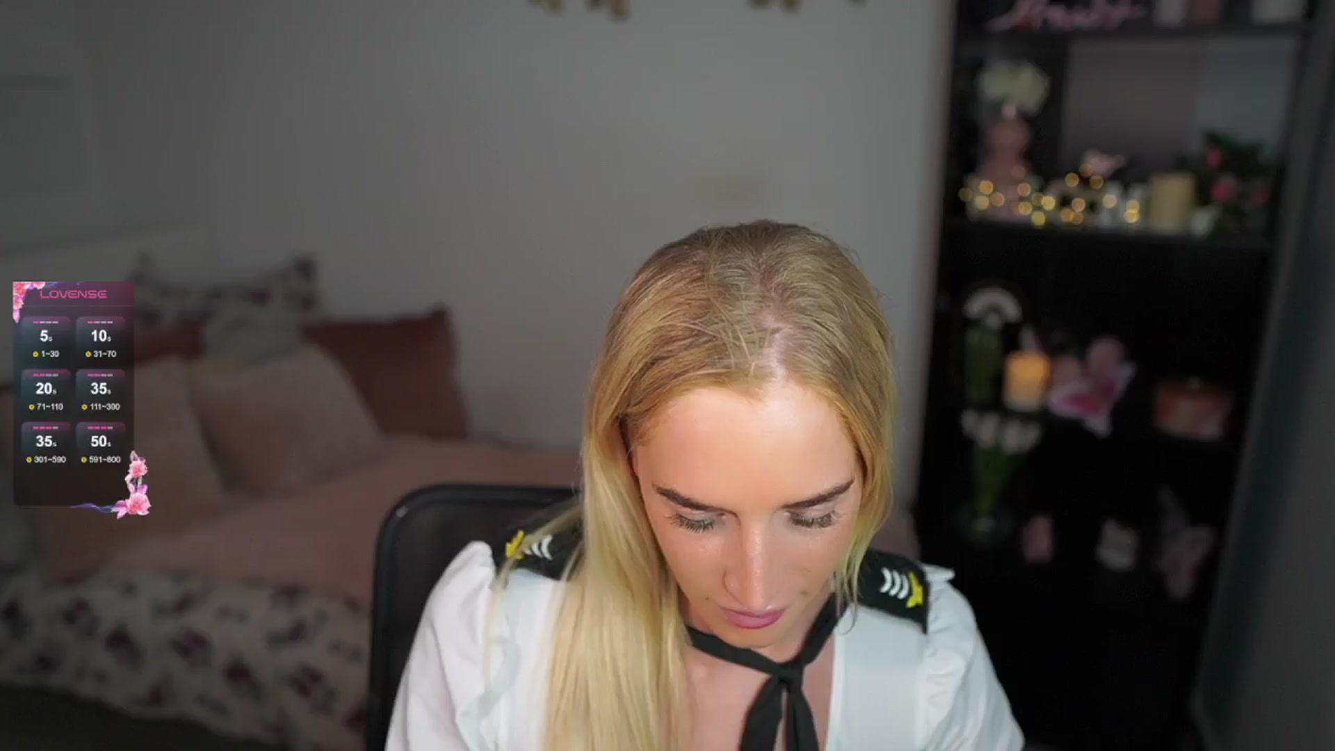Gallery image thumbnail from NicoletteShea's myfreecams stream on, 07/29/2024, 15:19 image 5 of 20