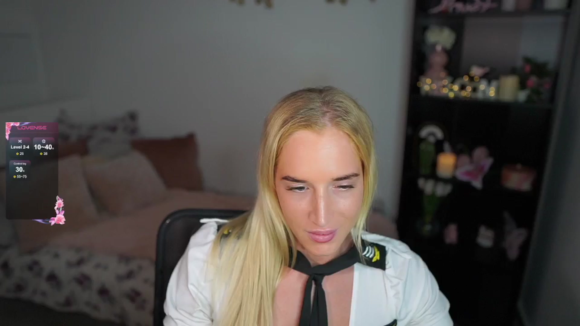 Gallery image thumbnail from NicoletteShea's myfreecams stream on, 07/29/2024, 16:00 image 15 of 20