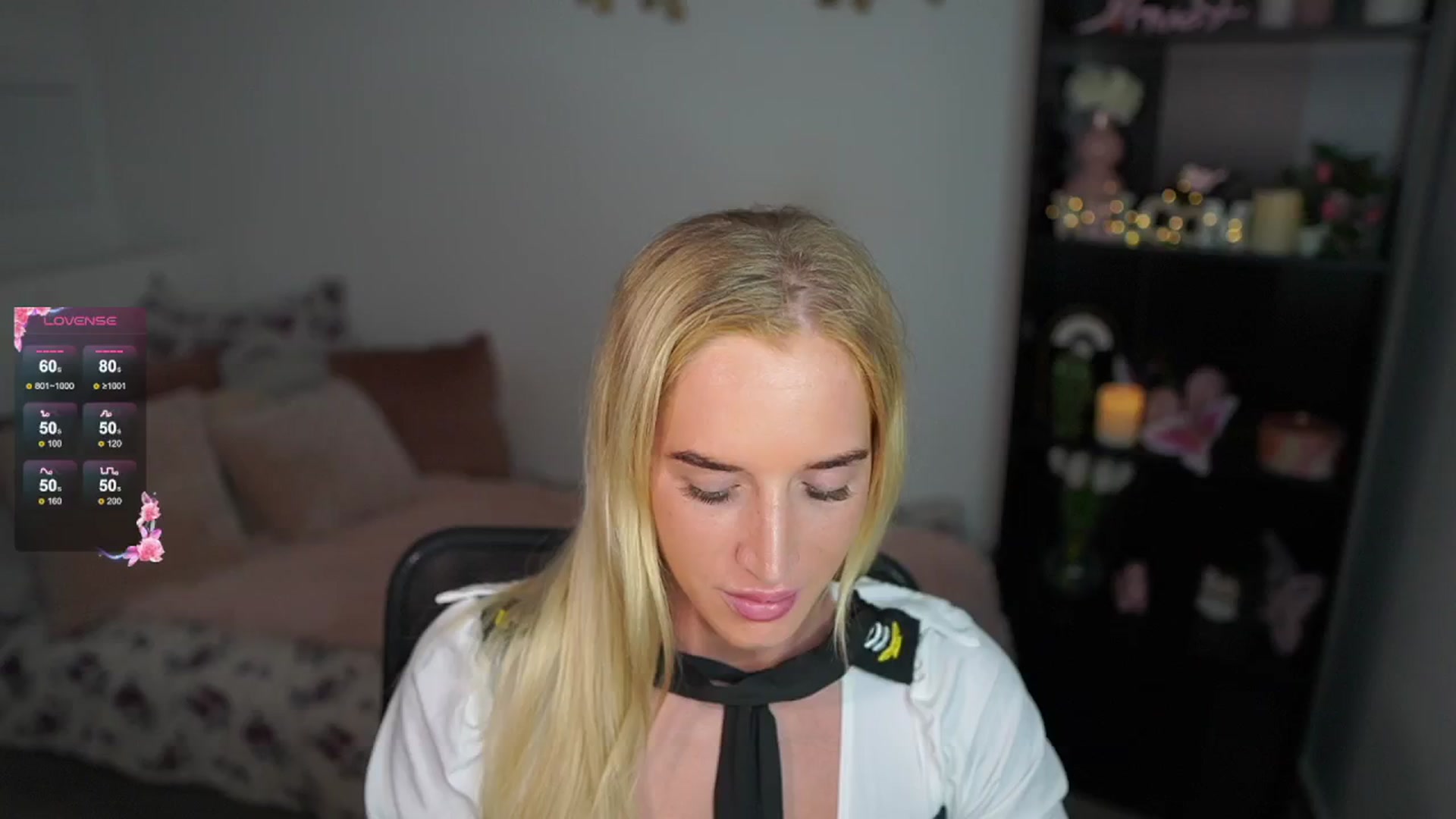 Gallery image thumbnail from NicoletteShea's myfreecams stream on, 07/29/2024, 16:00 image 2 of 20
