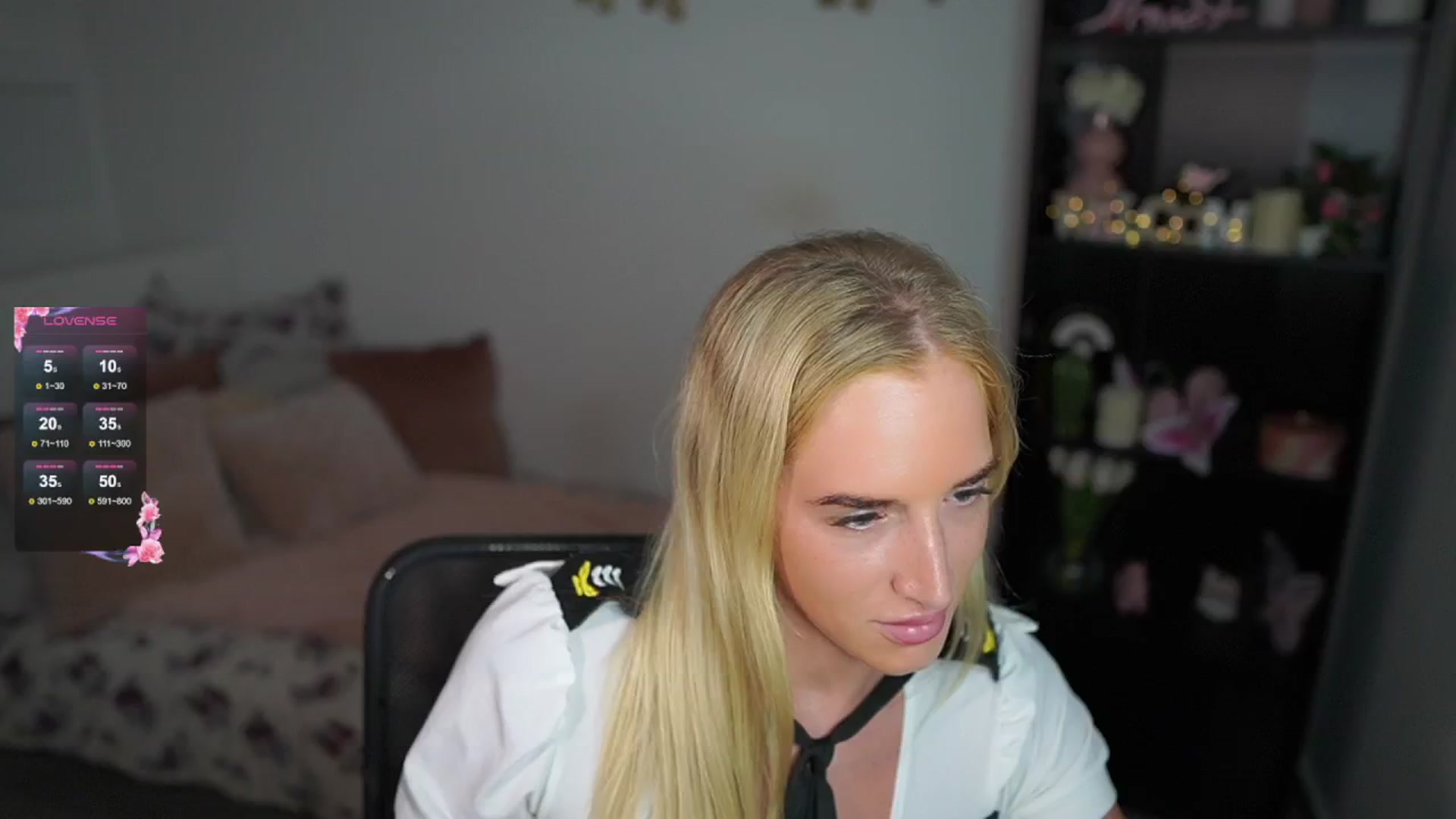 Gallery image thumbnail from NicoletteShea's myfreecams stream on, 07/29/2024, 18:04 image 10 of 20