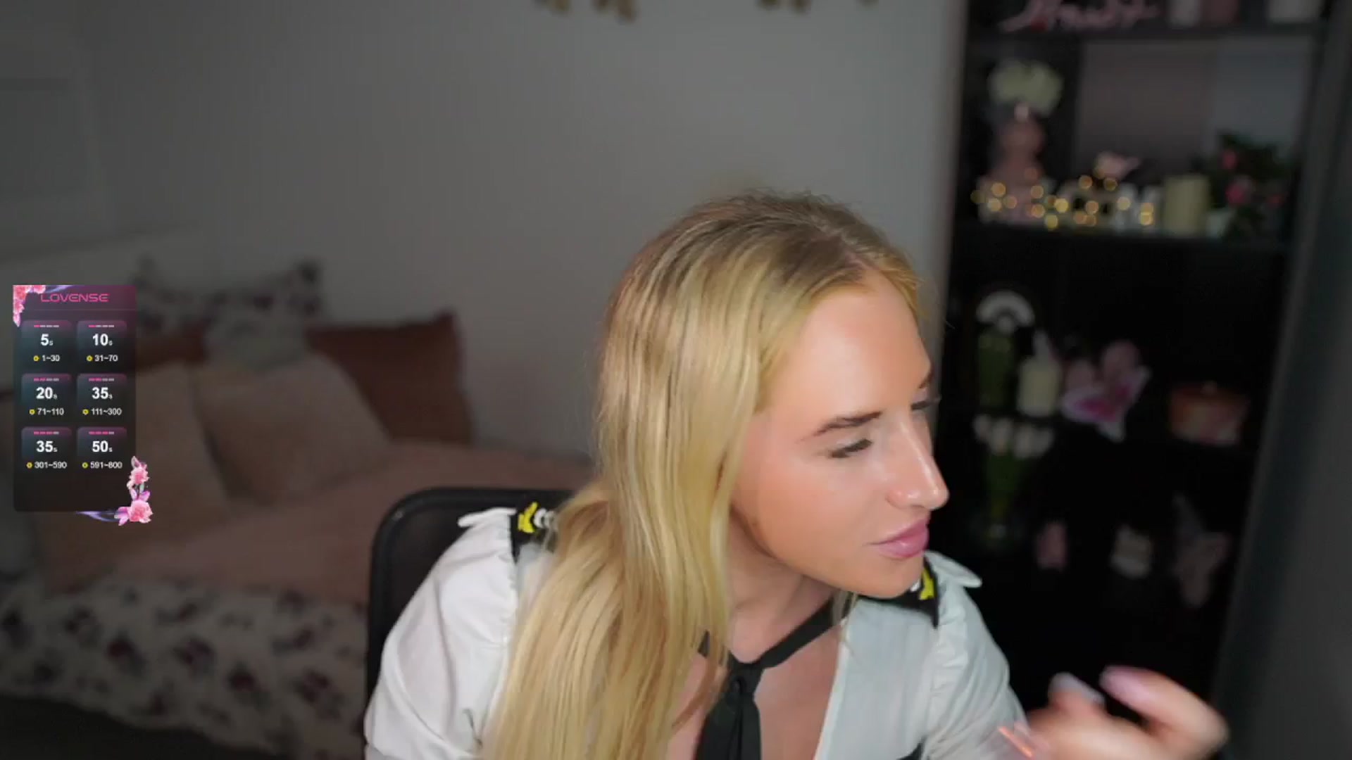 Gallery image thumbnail from NicoletteShea's myfreecams stream on, 07/29/2024, 18:04 image 12 of 20